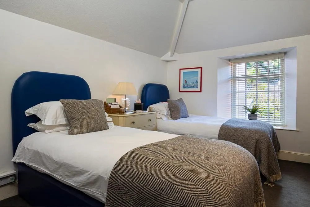 Bed in Cary Arms & Spa