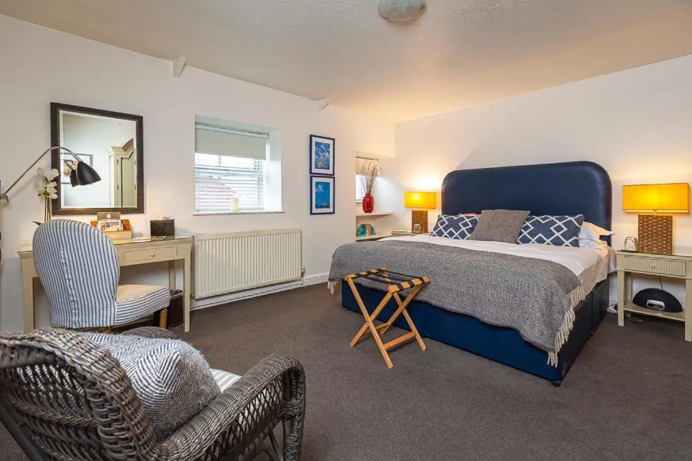 Bed in Cary Arms & Spa