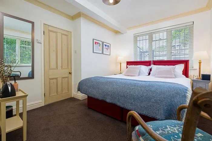 Bed in Cary Arms & Spa