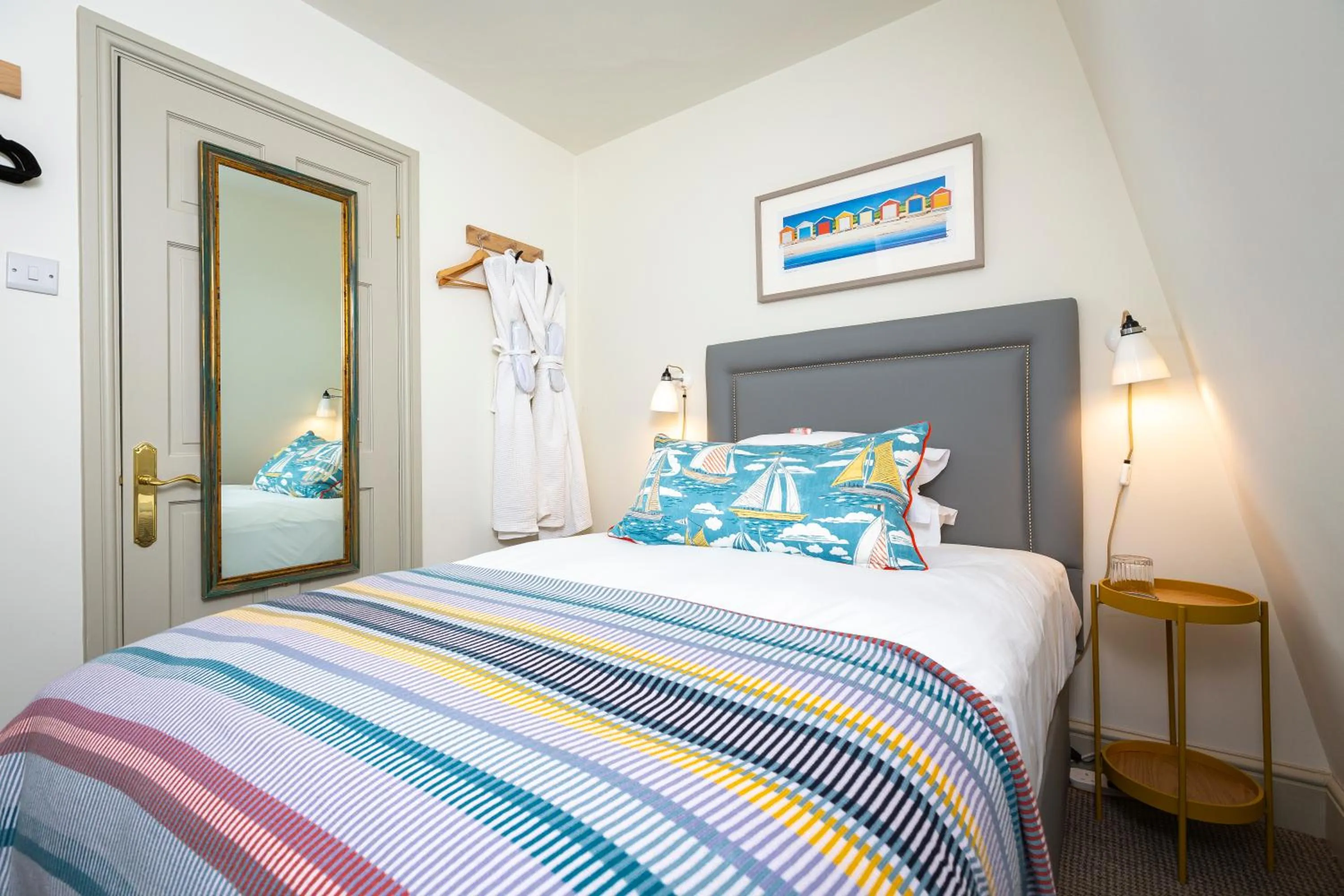 Bed in Cary Arms & Spa