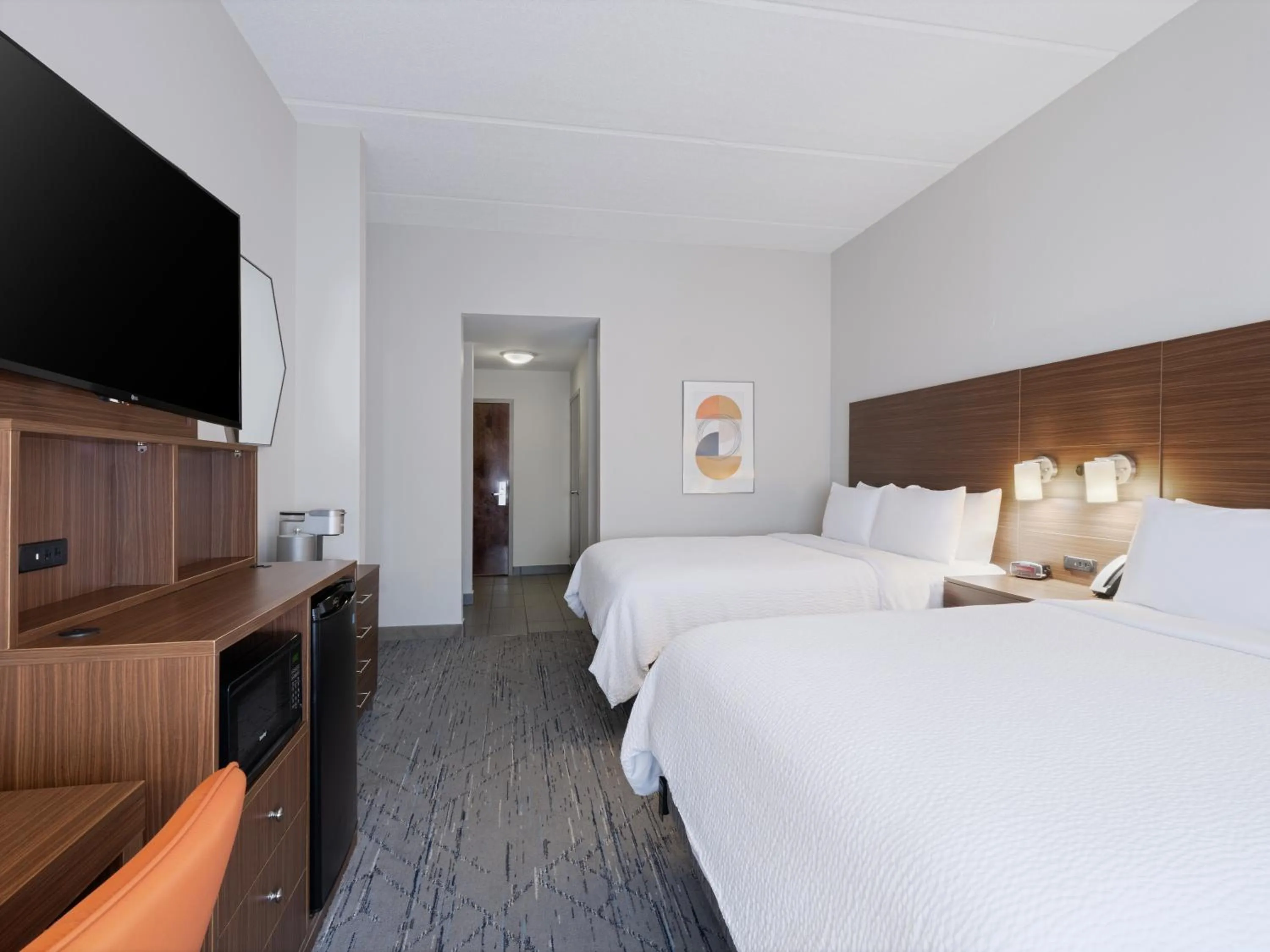 Bed in Holiday Inn Express & Suites Augusta West - Ft Gordon Area by IHG