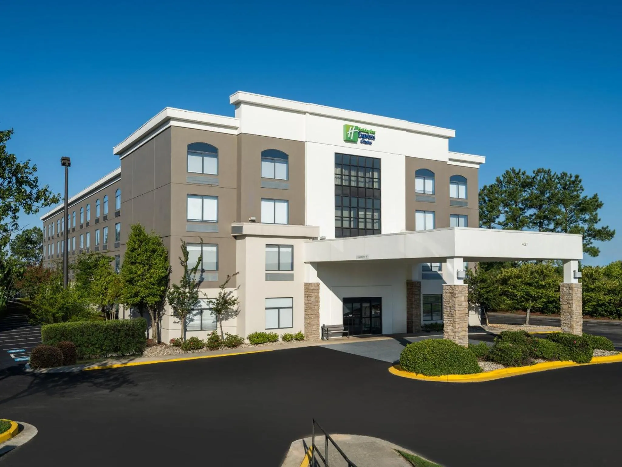 Property building in Holiday Inn Express & Suites Augusta West - Ft Gordon Area by IHG