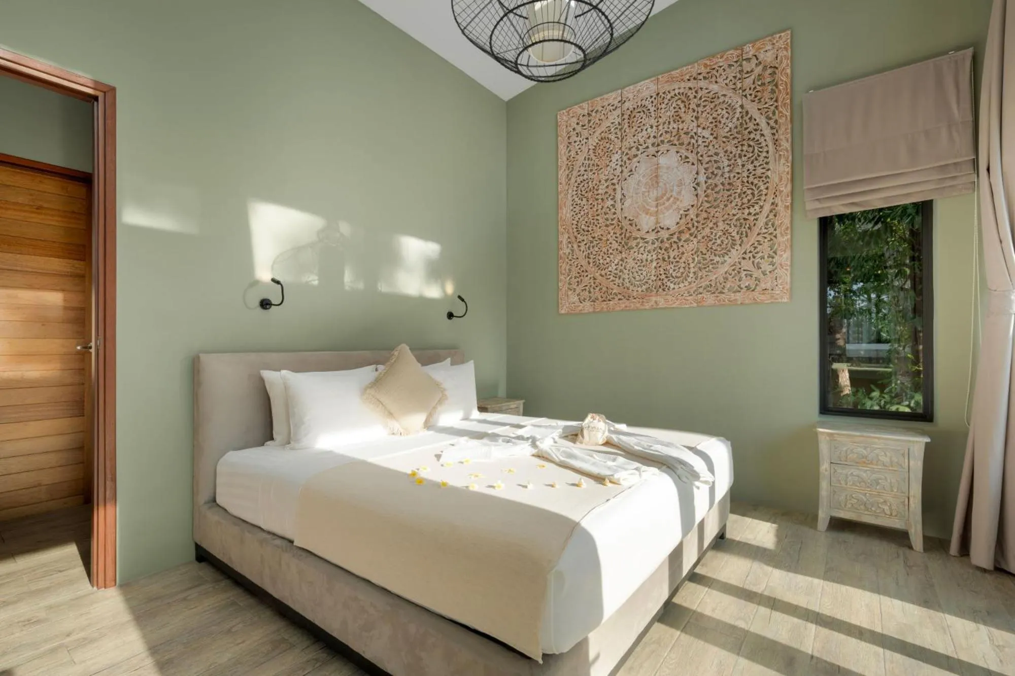 Bed in Bay Villas Koh Phangan