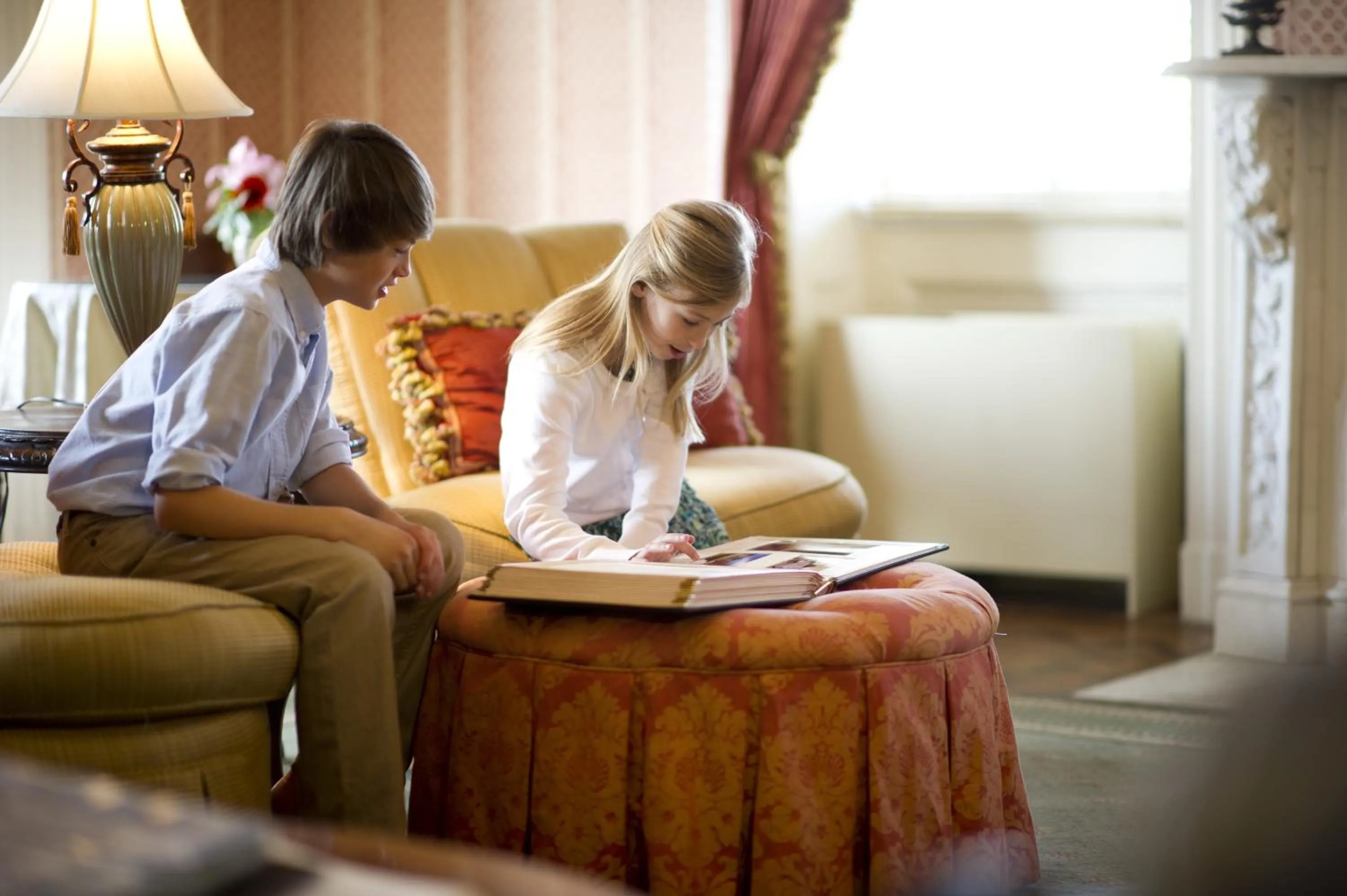 People in John Rutledge House Inn