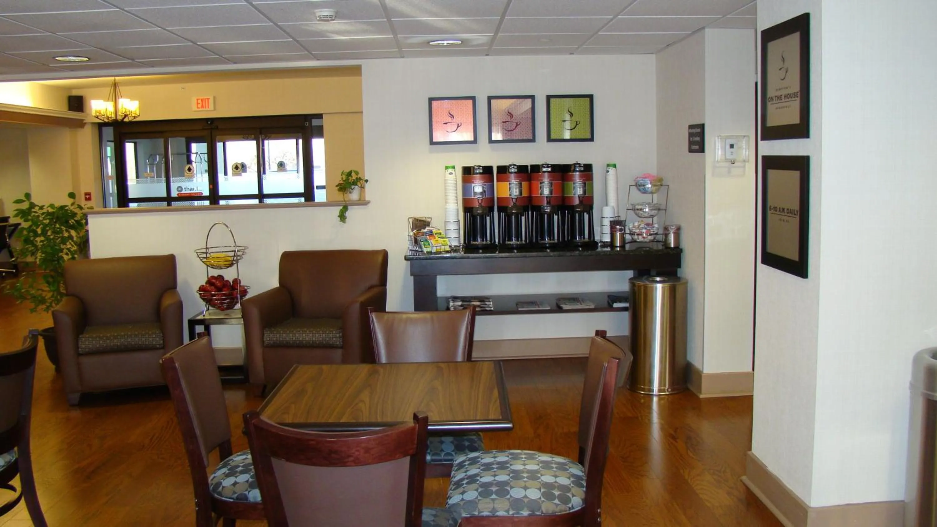 Coffee/tea facilities in Comfort Inn Saco - Old Orchard Beach