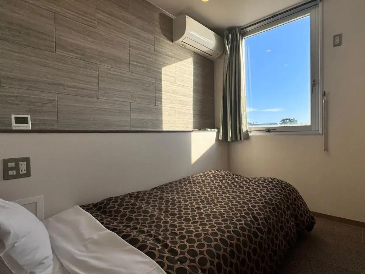 Work Vacation Single Room - single occupancy - Non-Smoking in Business Hotel Okadaya Bayside Work Vacation Single Room - single occupancy - Non-Smoking in Business Hotel Okadaya Bayside