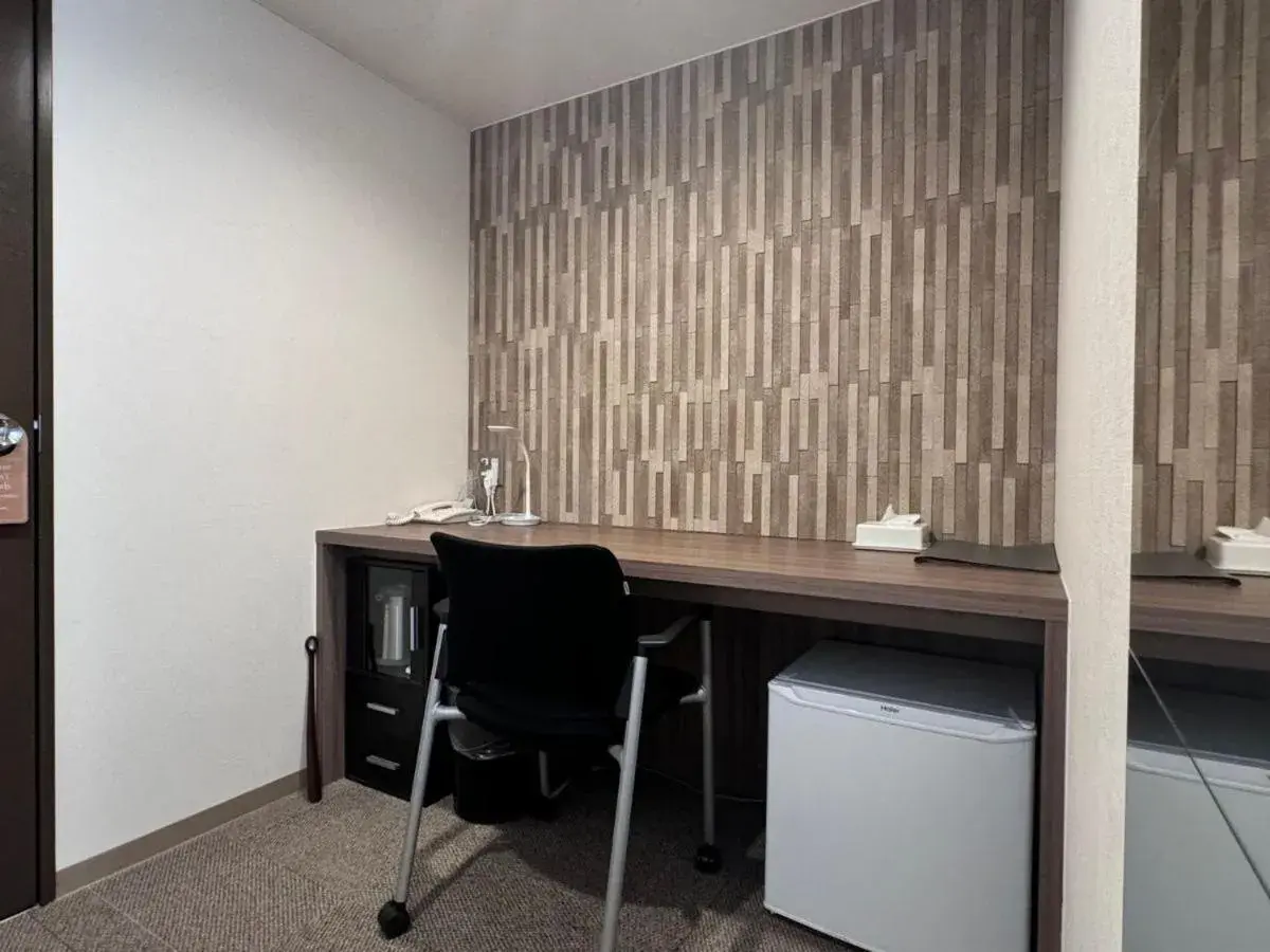 Work Vacation Single Room - single occupancy - Non-Smoking in Business Hotel Okadaya Bayside Work Vacation Single Room - single occupancy - Non-Smoking in Business Hotel Okadaya Bayside
