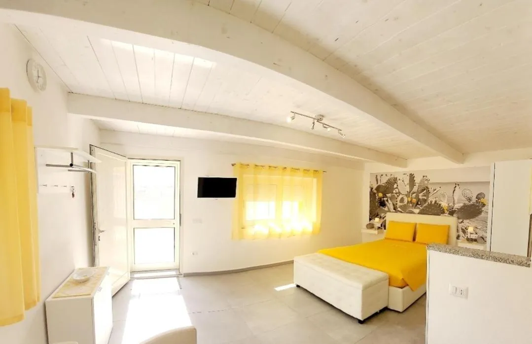 Facade/entrance, Bed in Casa del Sole Irgoli - BIKERS HOME