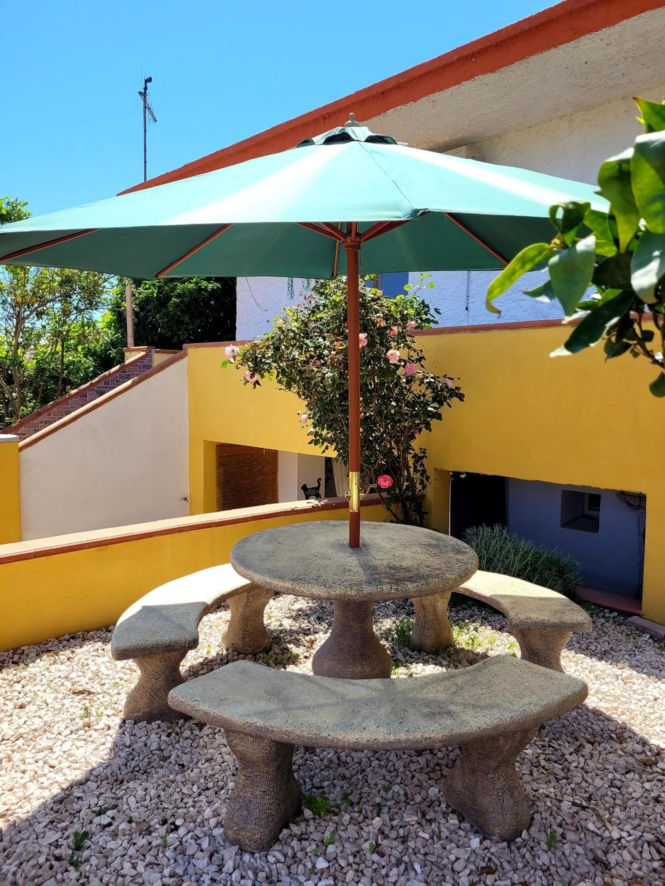 Patio in Casa del Sole Irgoli - BIKERS HOME