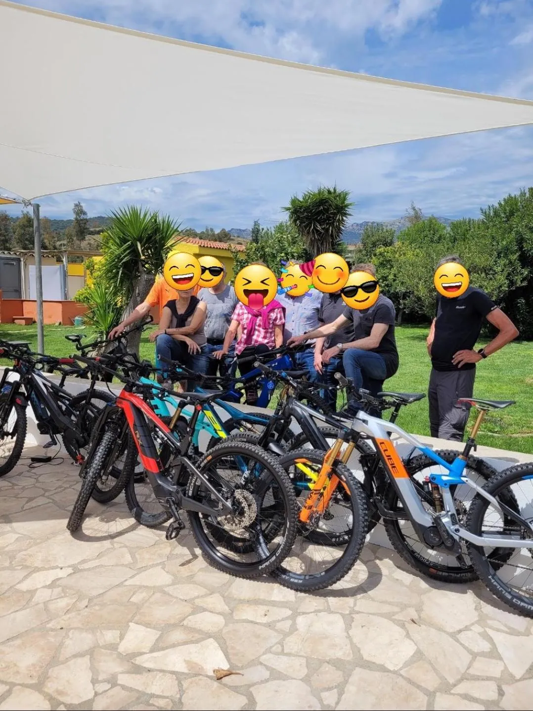 group of guests in Casa del Sole Irgoli - BIKERS HOME