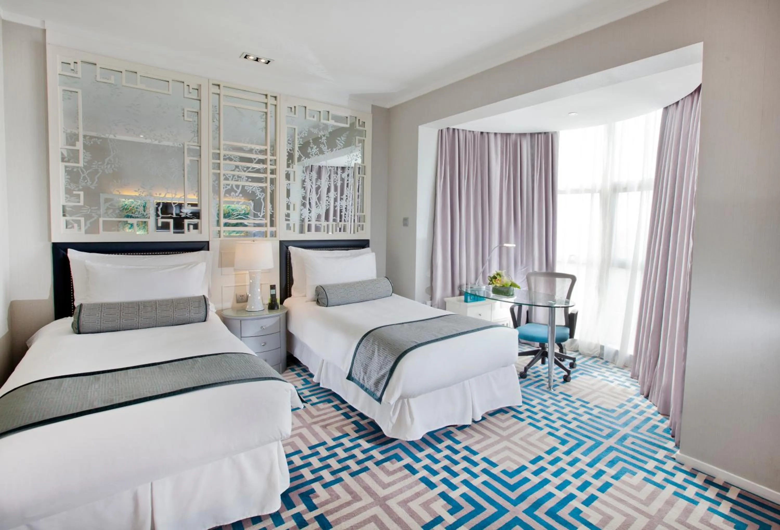 Photo of the whole room, Bed in Dorsett Shanghai