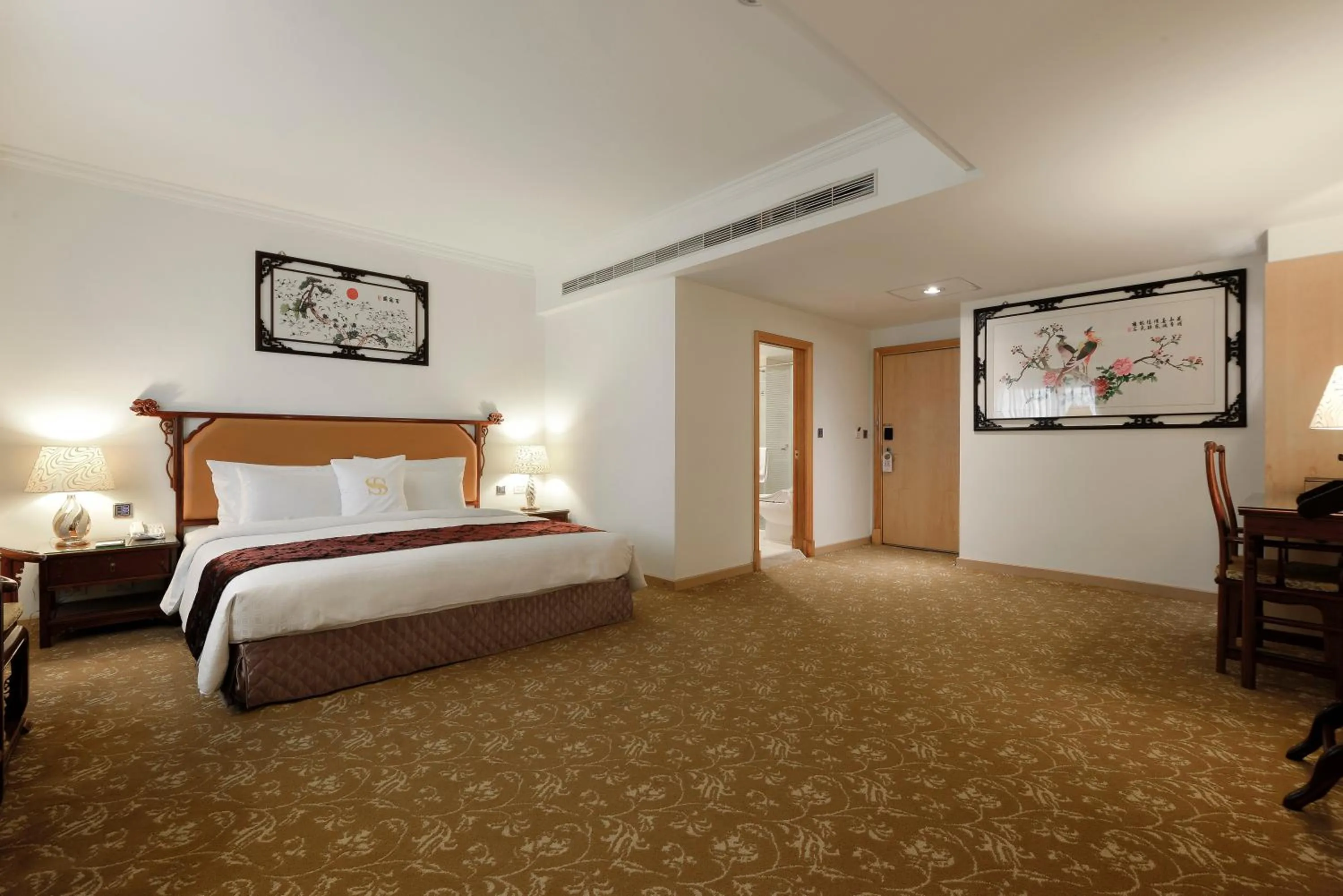 Photo of the whole room, Bed in Hotel Sunshine