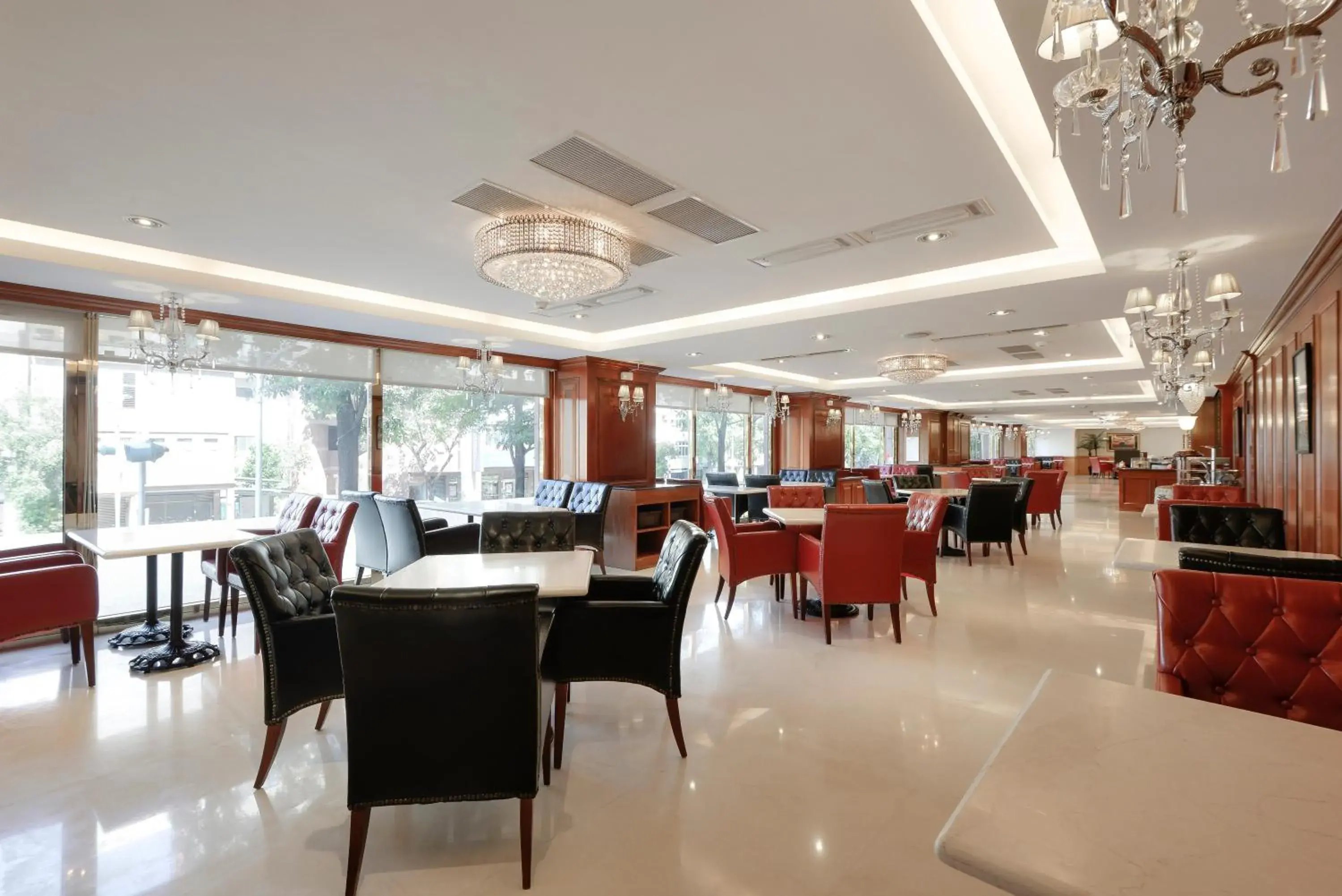 Restaurant/places to eat in Hotel Sunshine Restaurant/places to eat in Hotel Sunshine