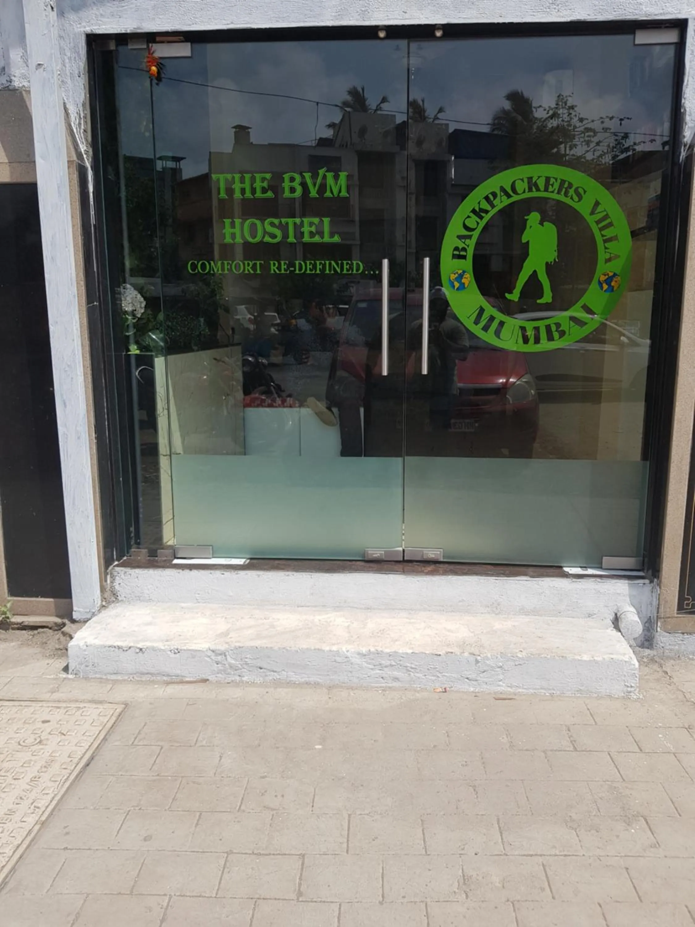 Facade/entrance in Backpackers Villa Mumbai