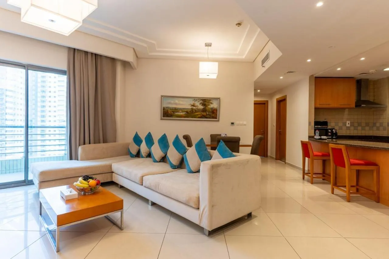 Kitchen or kitchenette in Grand Bellevue Hotel Apartment Dubai