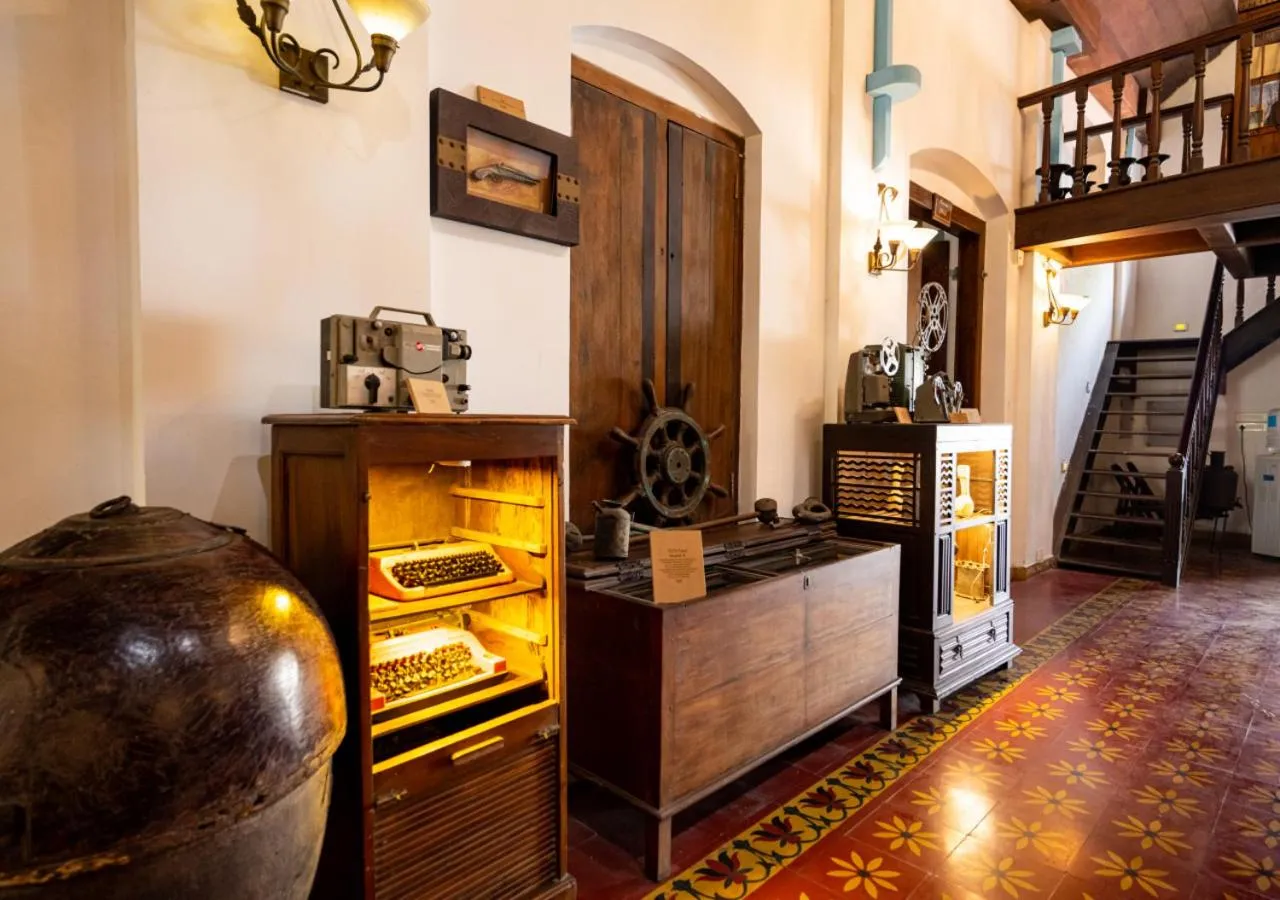 Communal lounge/ TV room in Bloom Boutique Waterfront Fort Kochi