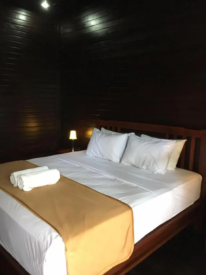 Bed in Linda Beach Hotel
