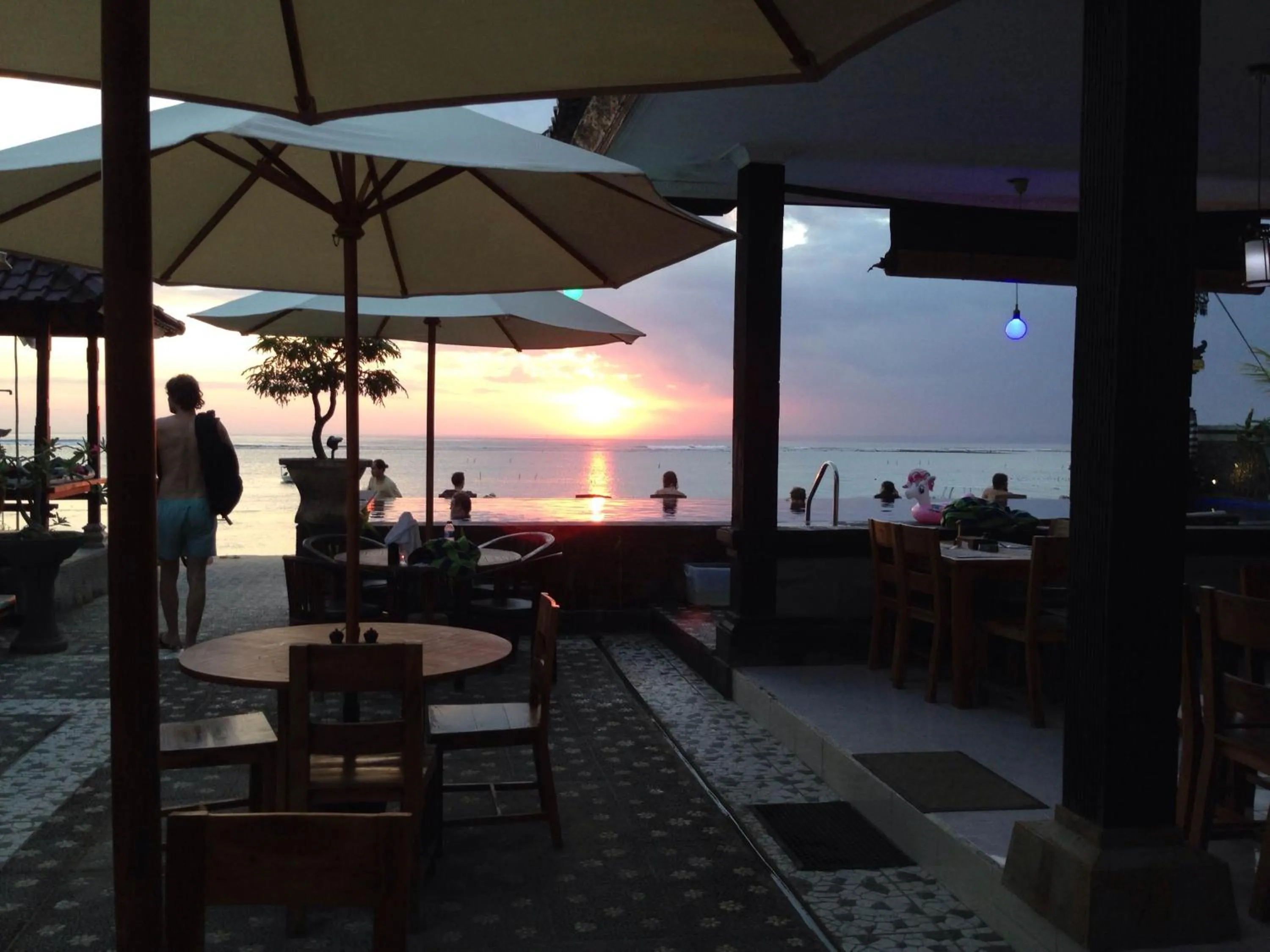 Lounge or bar in Linda Beach Hotel