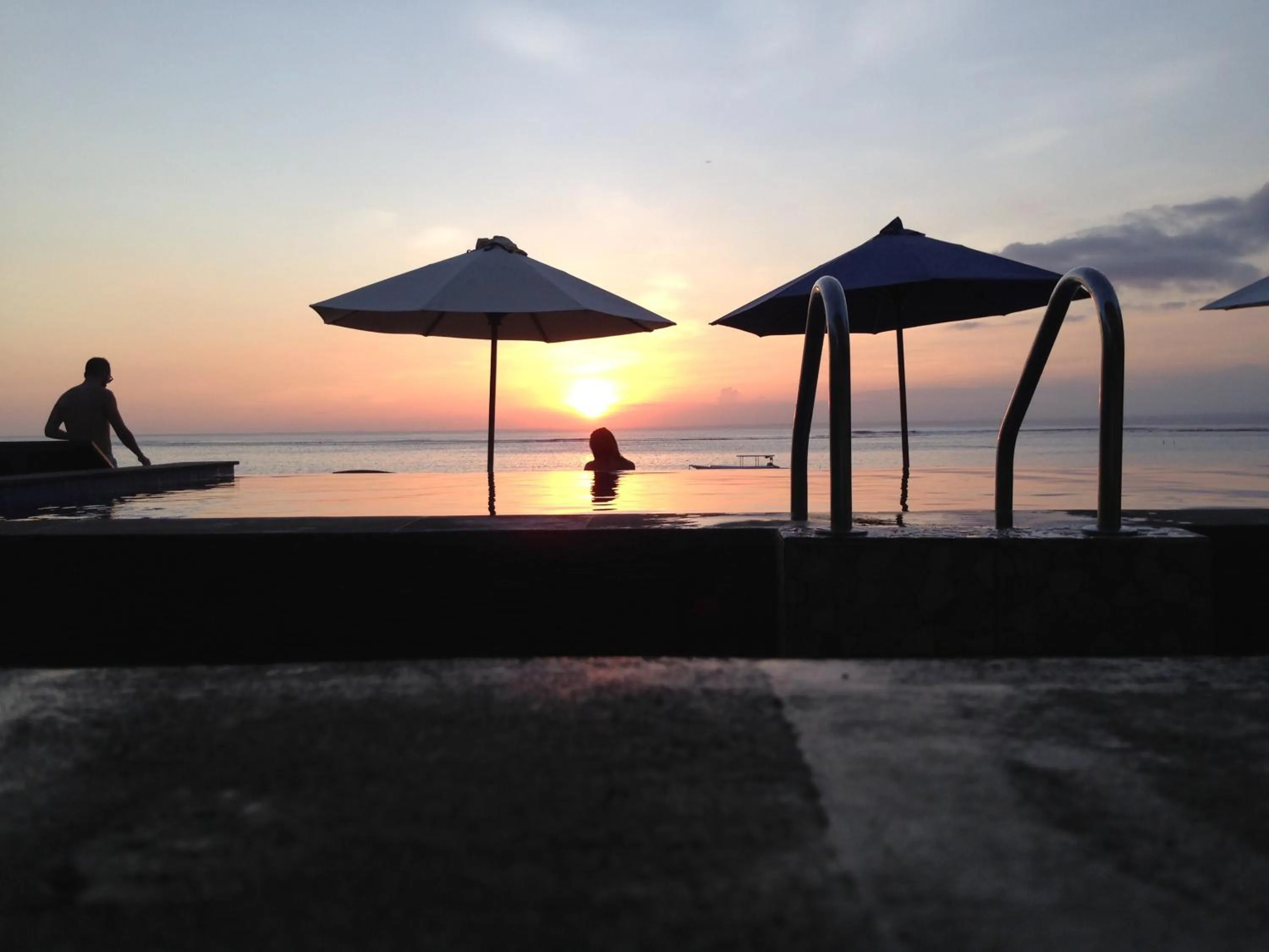 Property building in Linda Beach Hotel