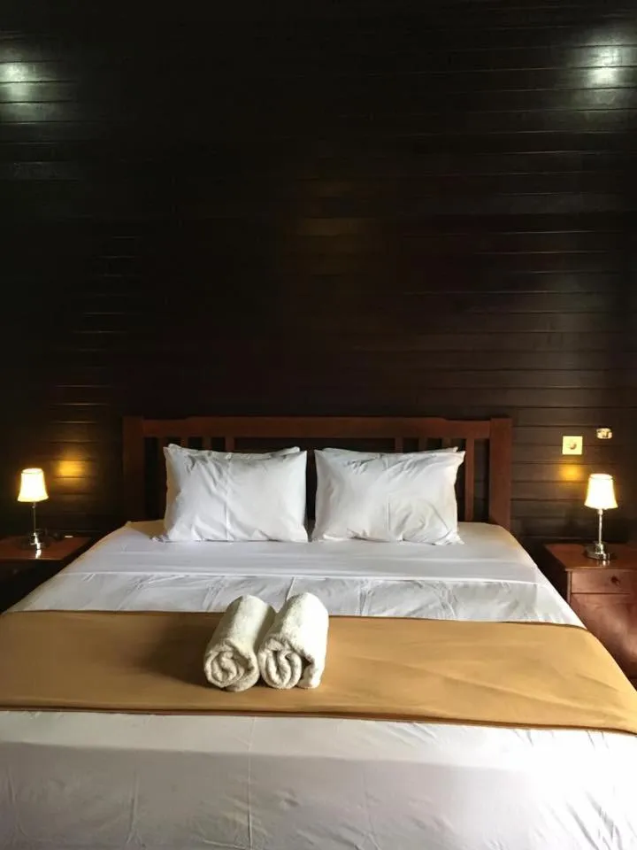 Bed in Linda Beach Hotel