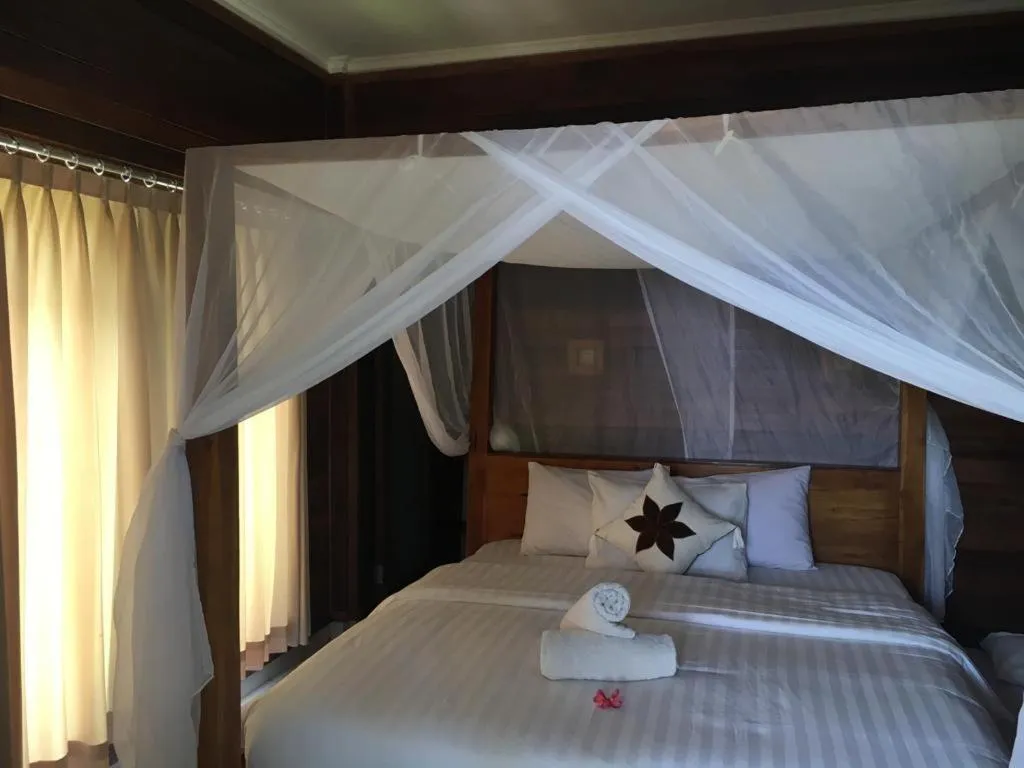 Bed in Linda Beach Hotel