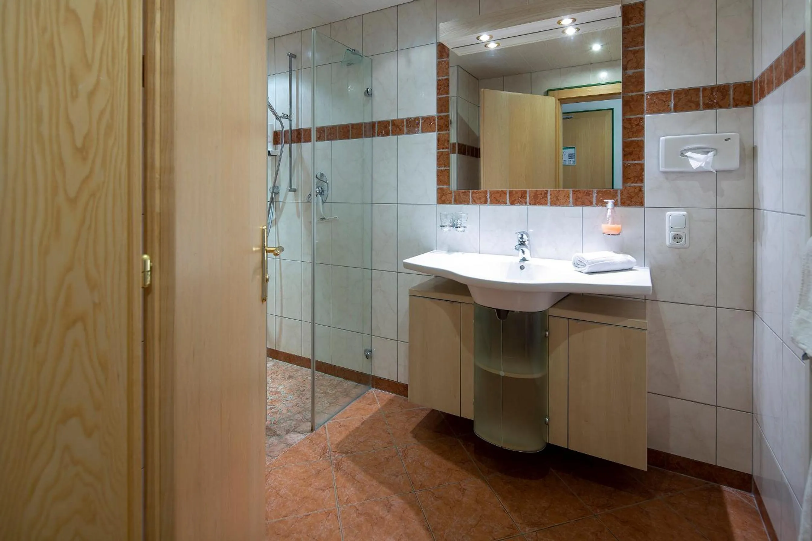 Bathroom in Hotel Gasthof Obermair