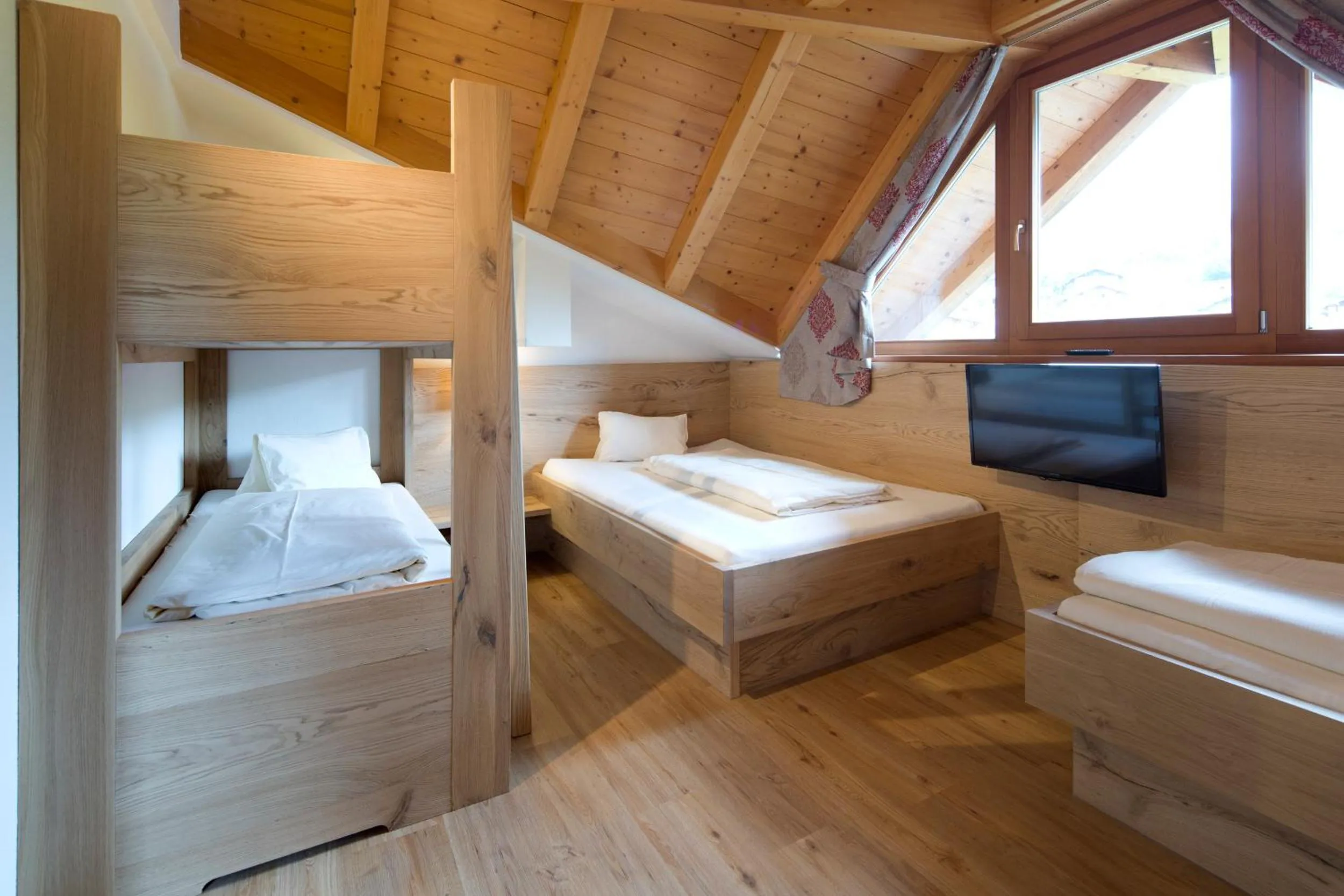 Photo of the whole room, Bed in Hotel Gasthof Obermair