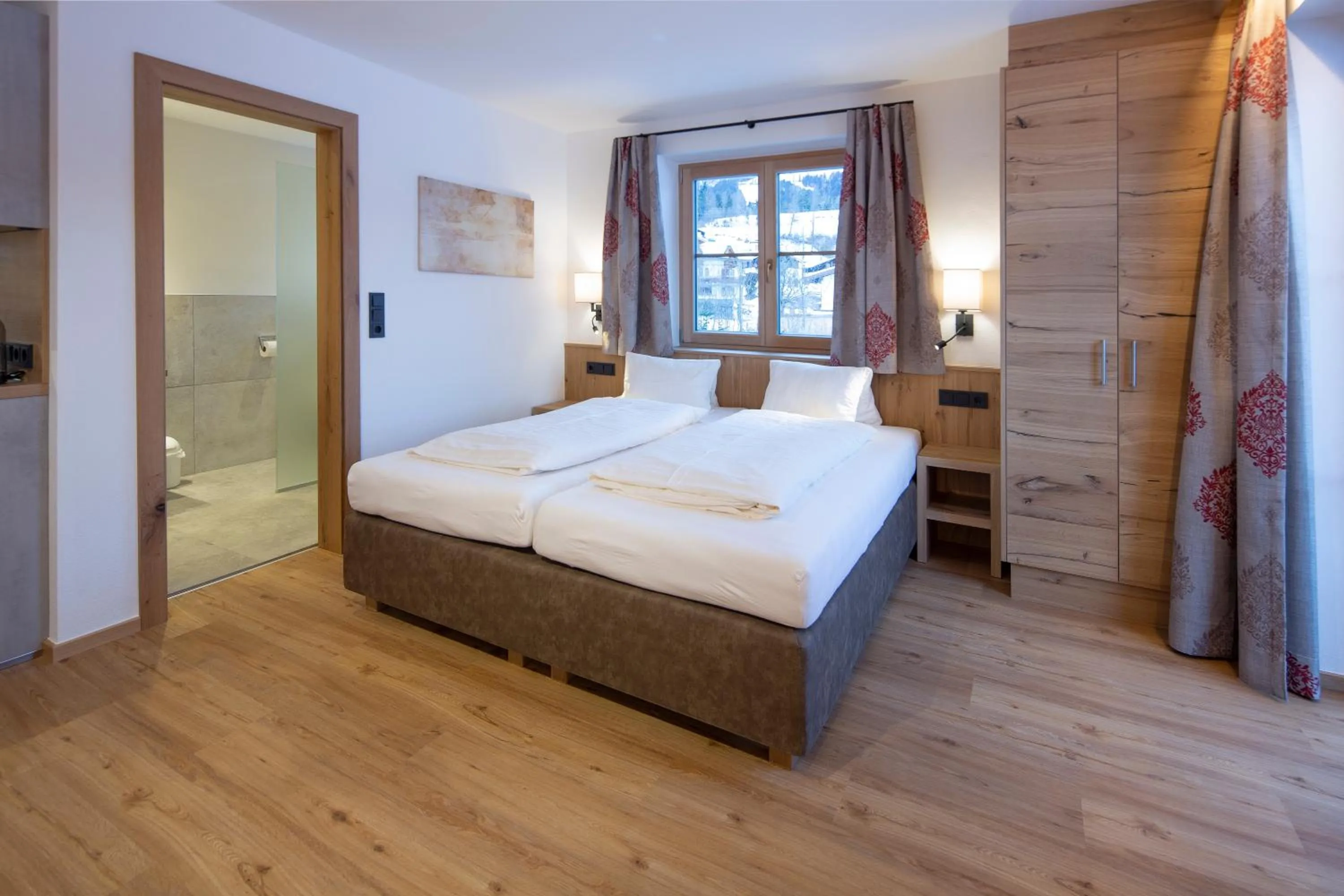 Photo of the whole room, Bed in Hotel Gasthof Obermair