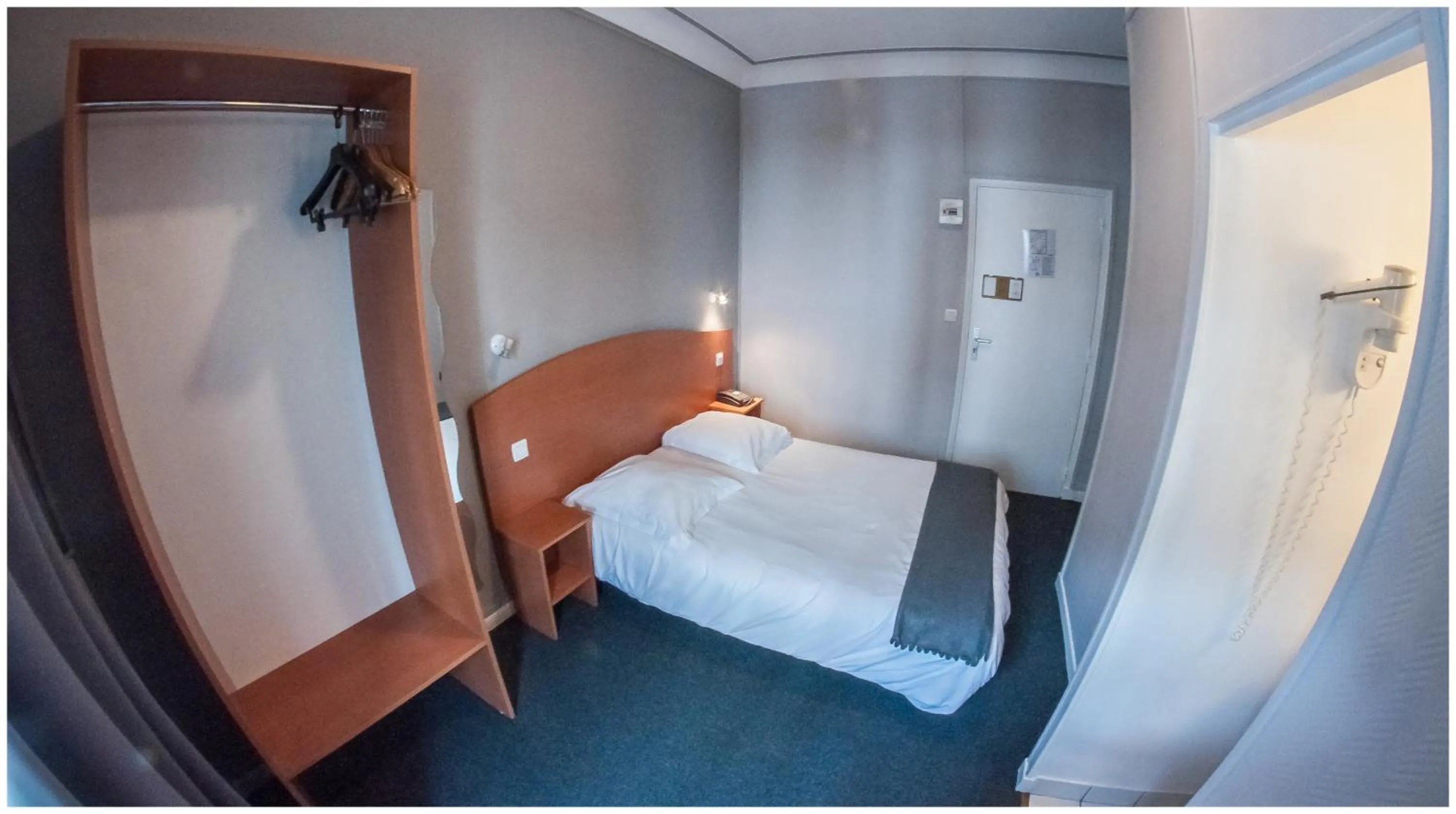 Double Room in Hôtel Gambetta