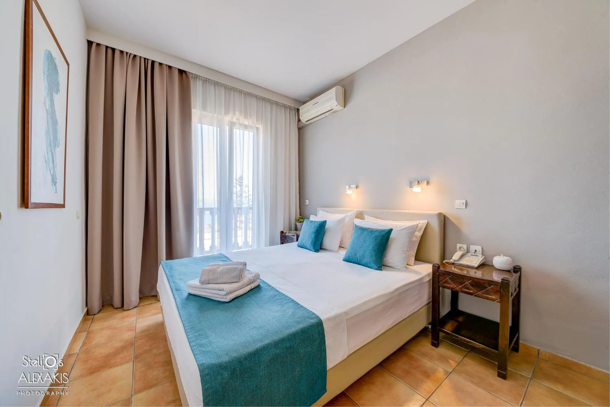 Day, Bed in Corinna Mare