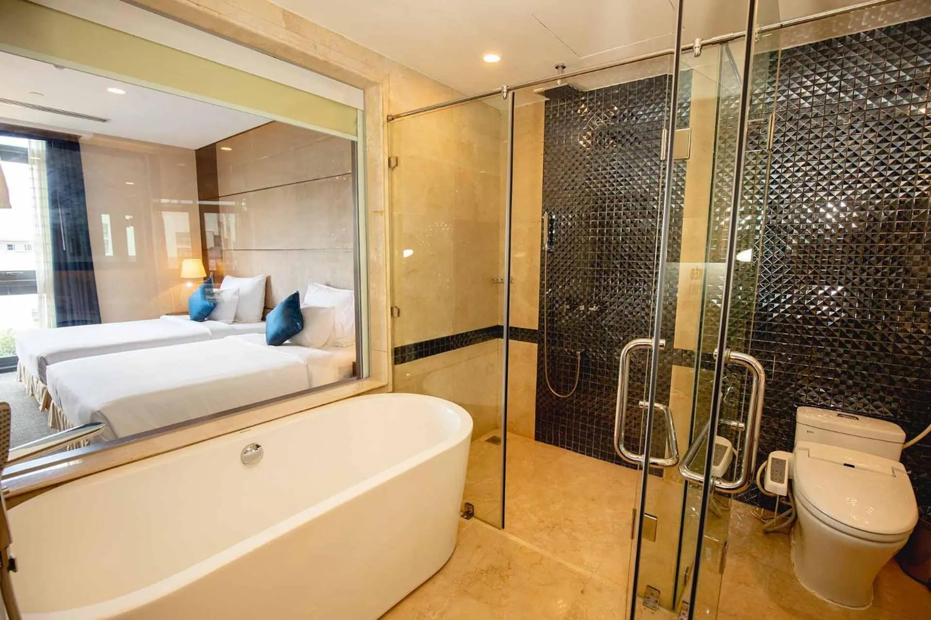 Becamex Hotel New City