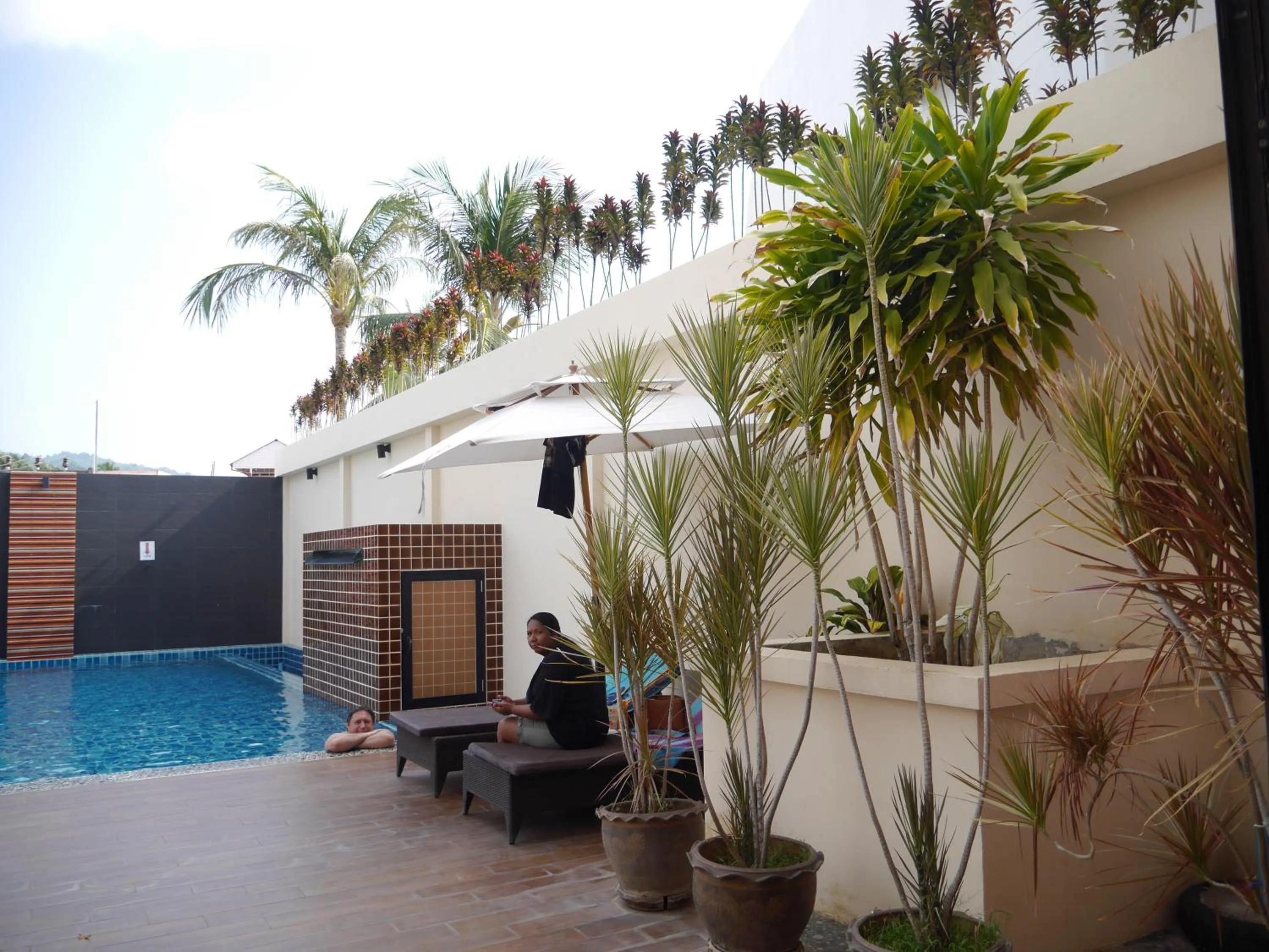 Property building in Baan Petcharat