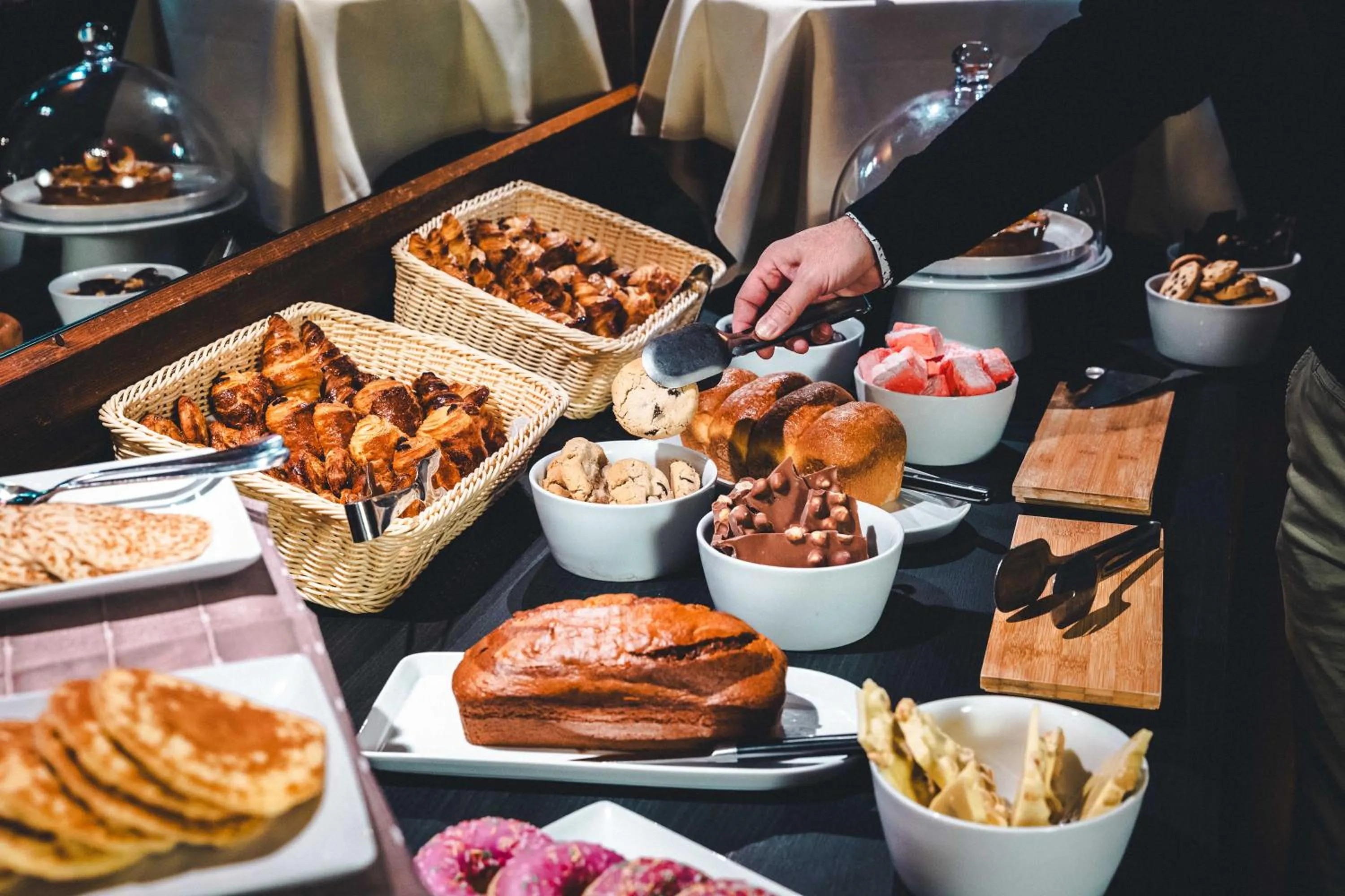 Food and drinks in Hotel Mont Vallon