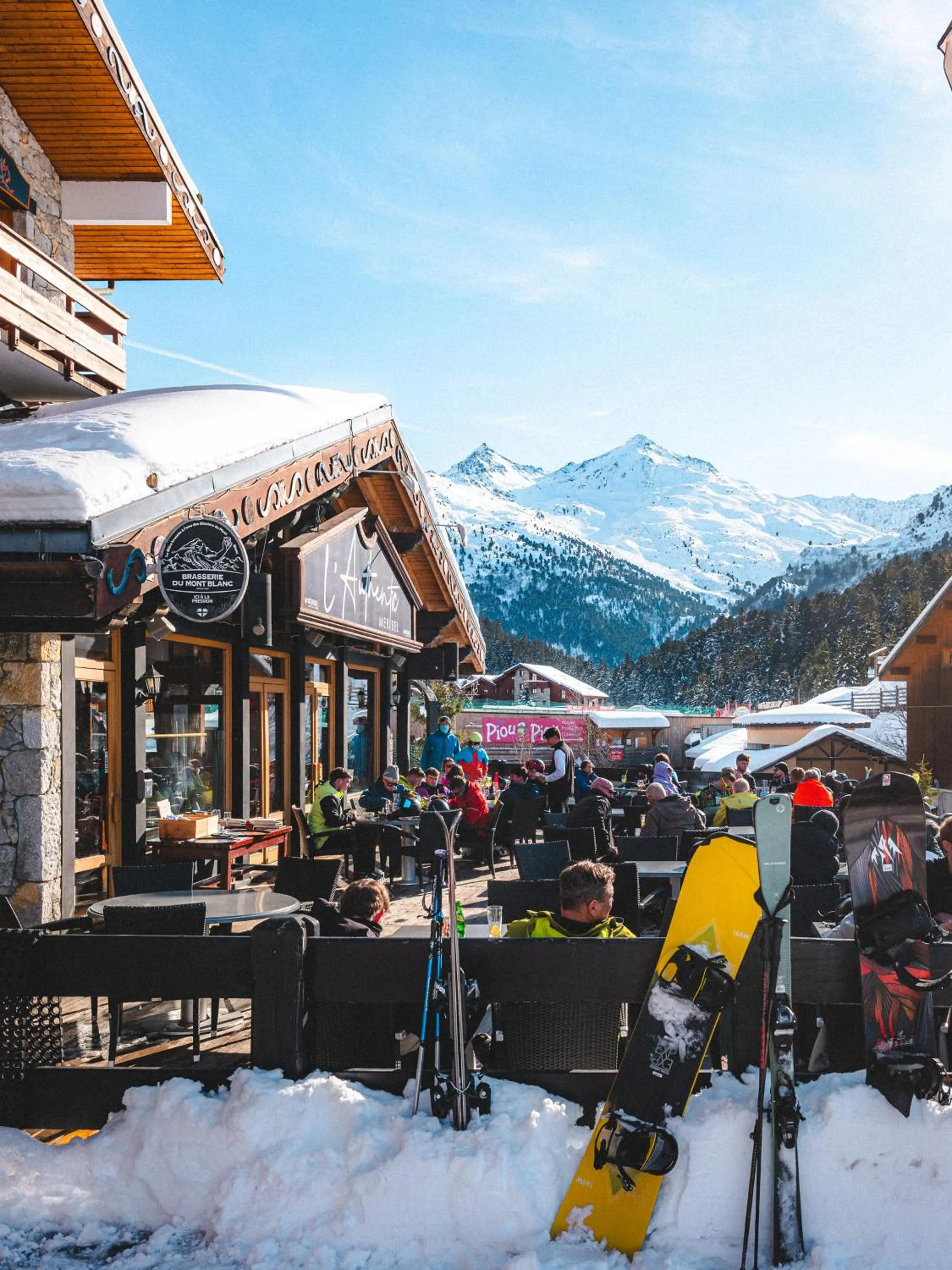 Restaurant/places to eat in Hotel Mont Vallon