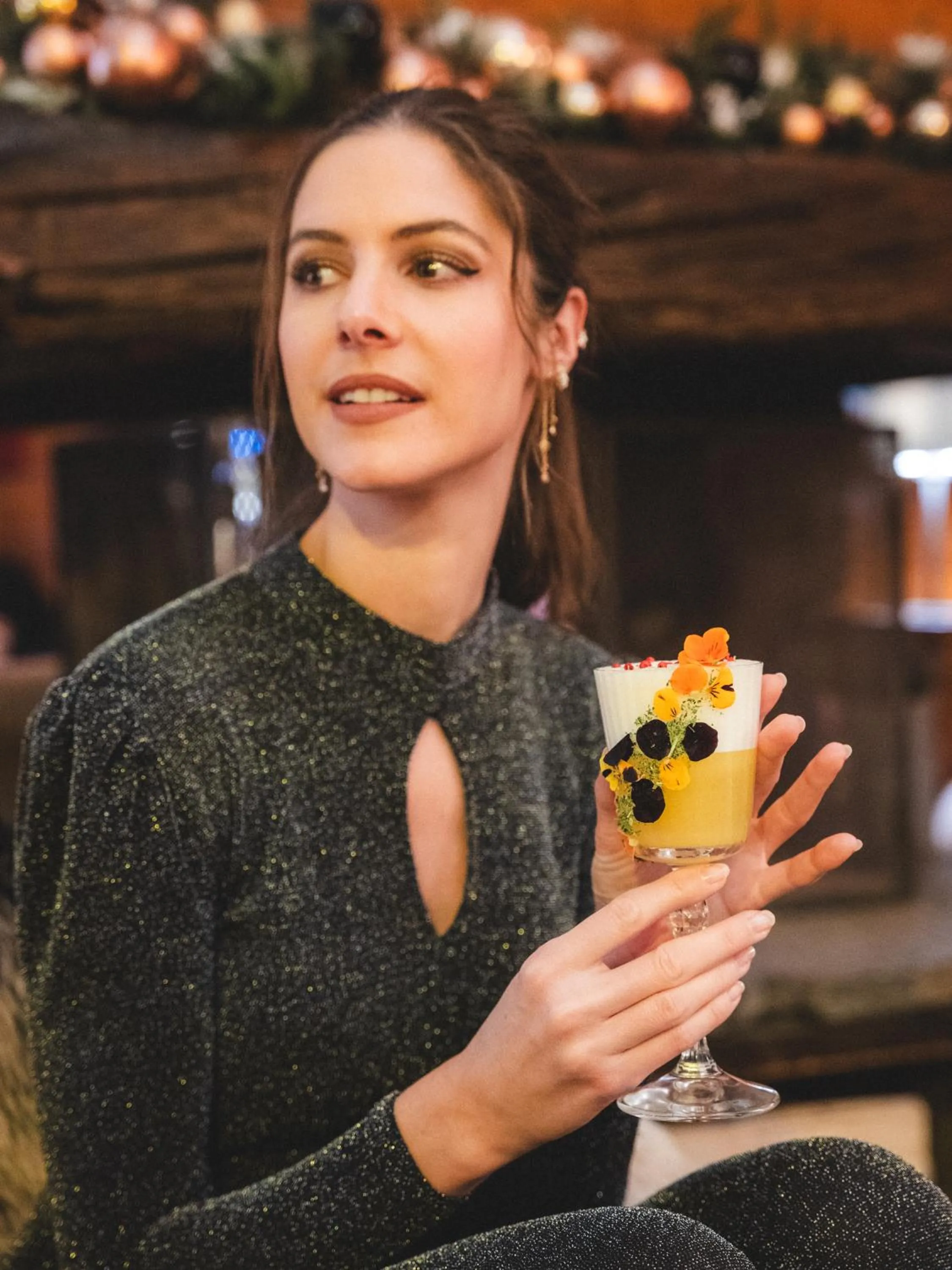 Lounge or bar in Hotel Mont Vallon