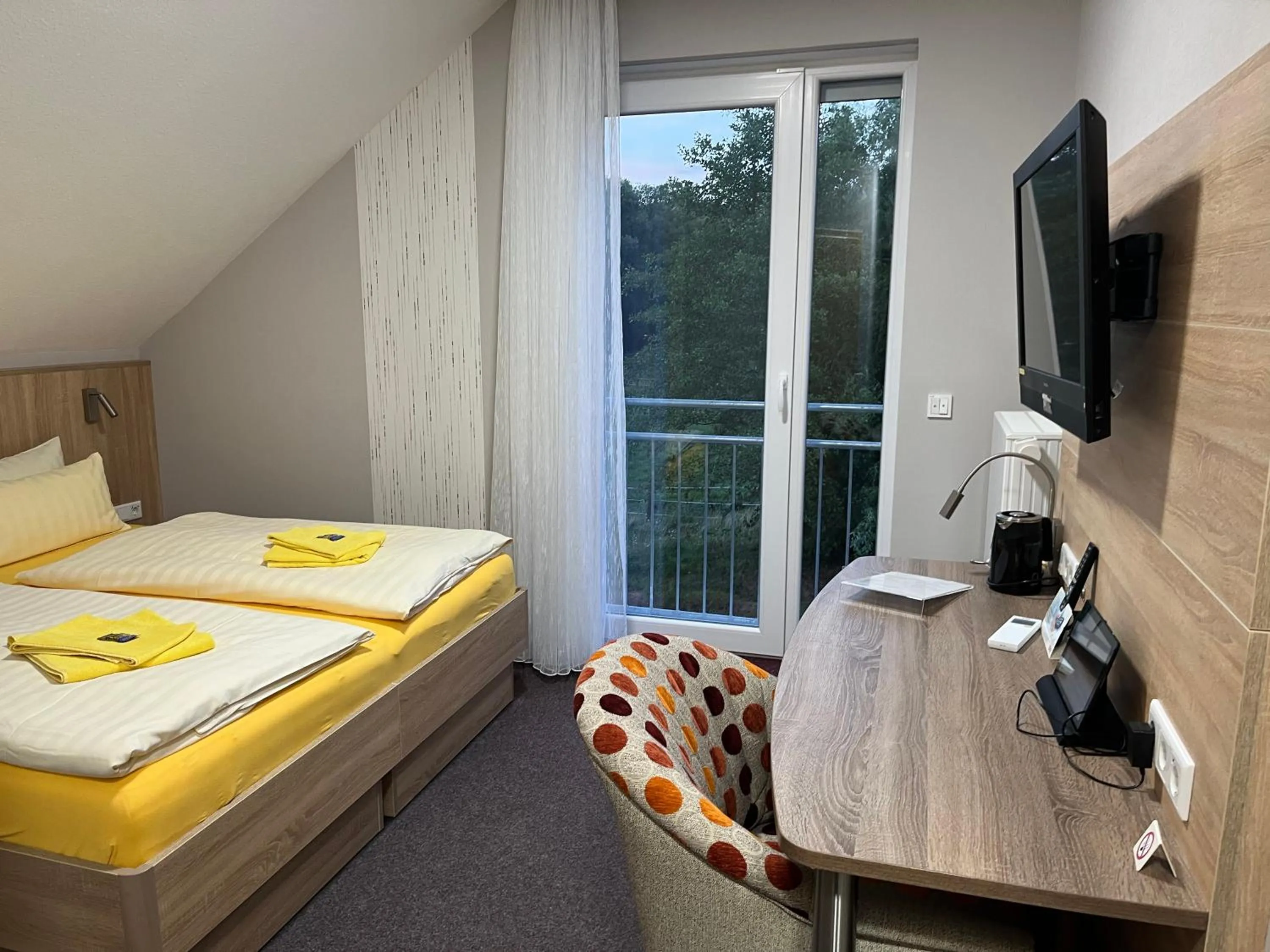 Bed in Hotel am Steinertsee - Kassel-Ost