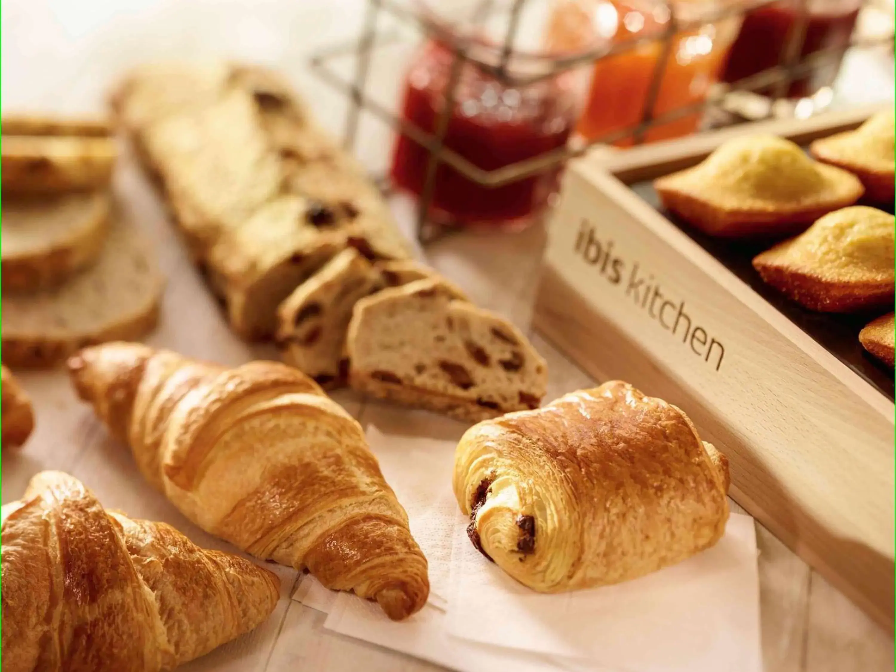 Restaurant/places to eat in Ibis Orly Chevilly Tram 7 Restaurant/places to eat in Ibis Orly Chevilly Tram 7