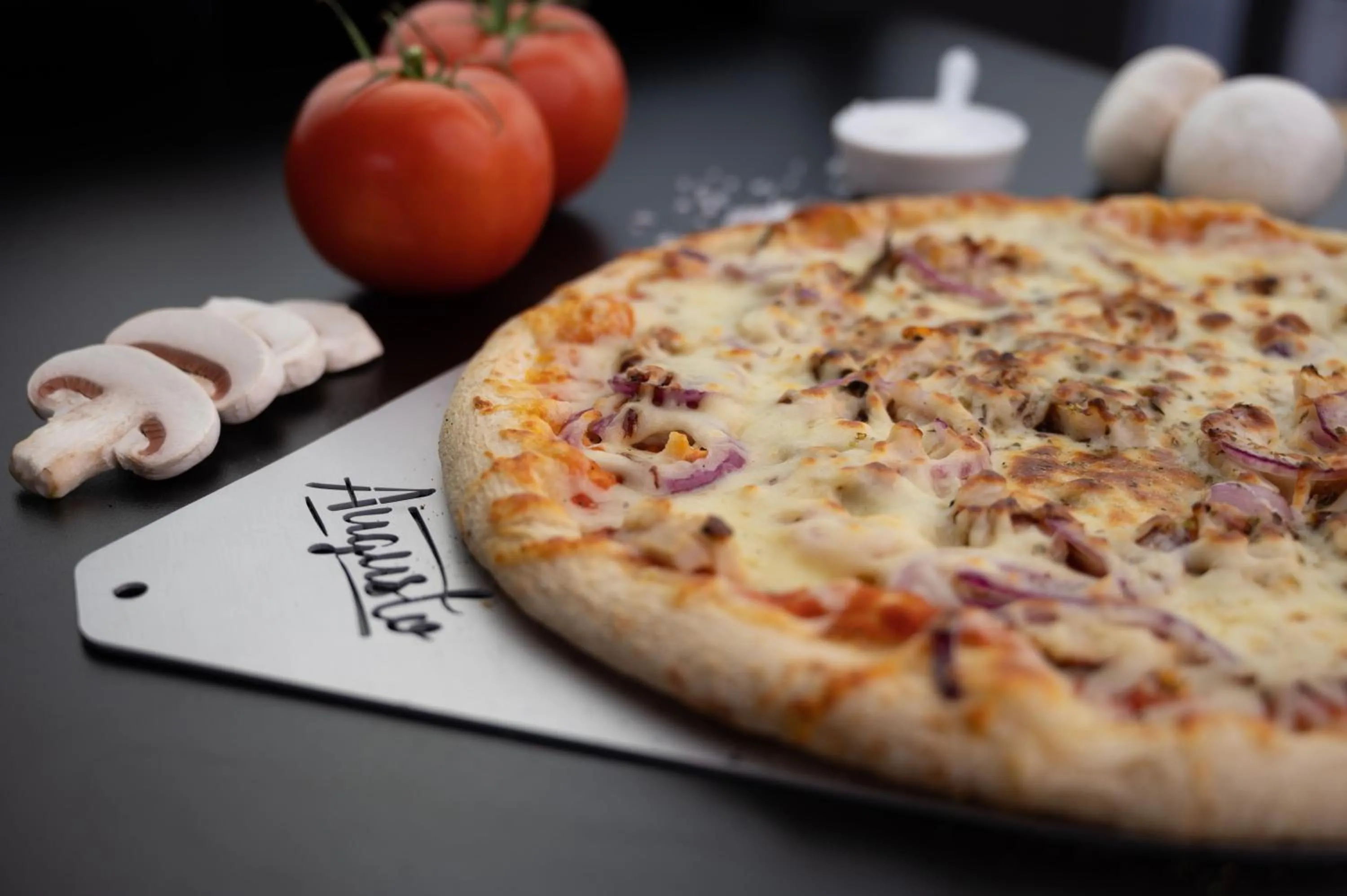 Restaurant/places to eat in Ibis Orly Chevilly Tram 7