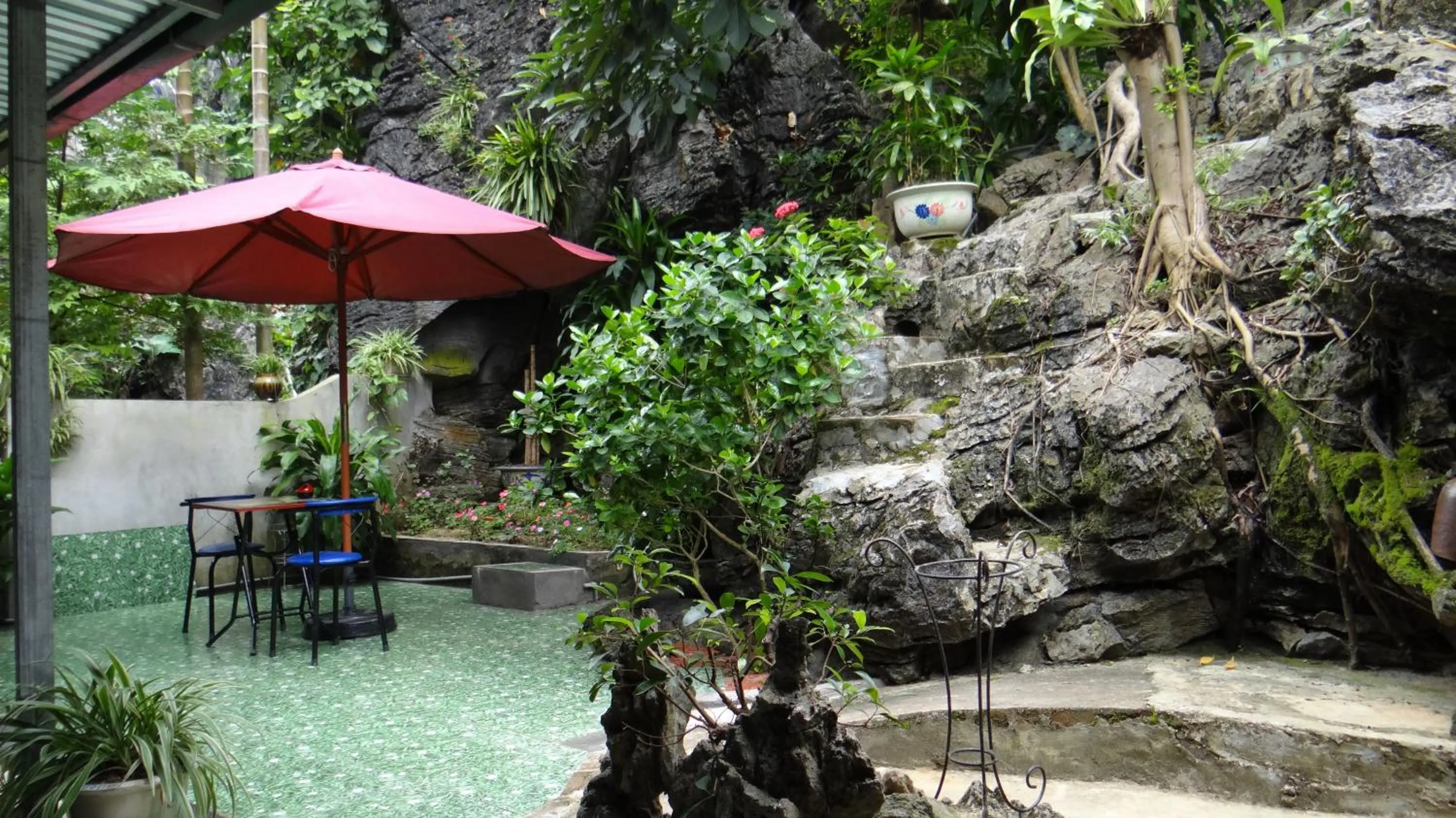 Garden in Huong Thao 2 Hotel
