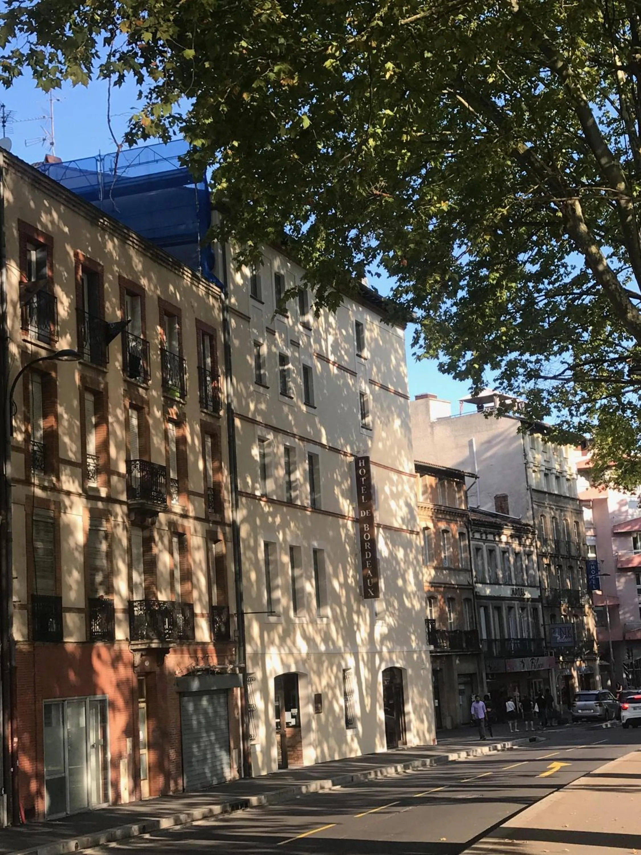 Facade/entrance in Hotel de Bordeaux