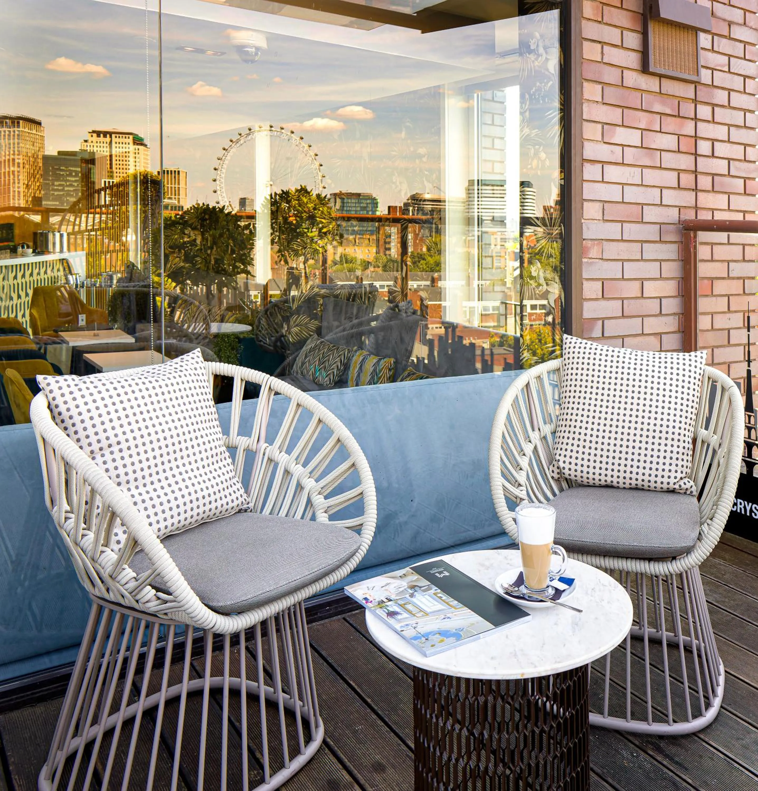 View (from property/room) in H10 London Waterloo