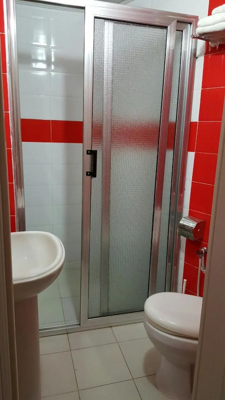 Bathroom in Hotel la brise