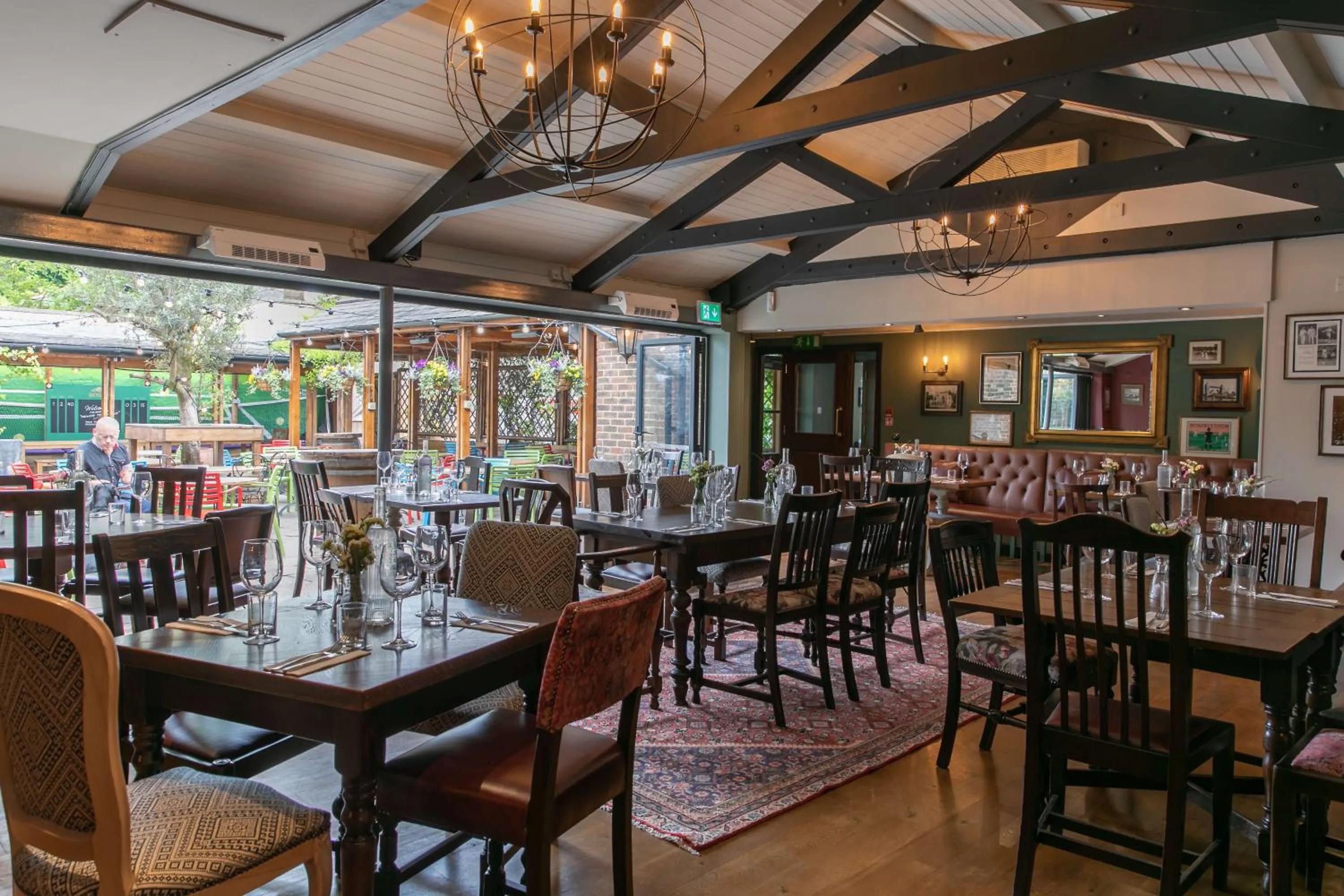 Toilet in Rose And Crown Hotel