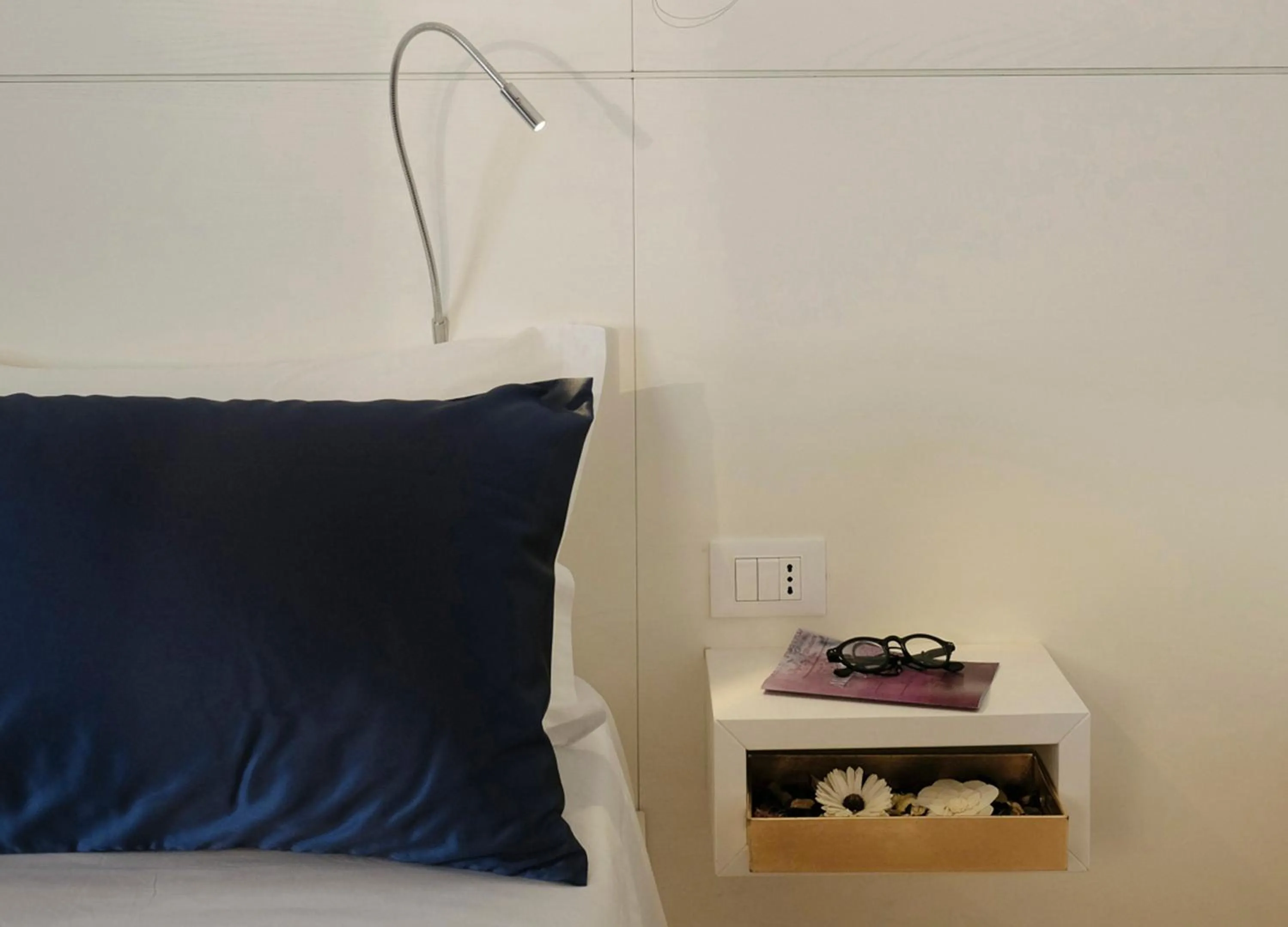 Decorative detail, Bed in Maison Fleurie