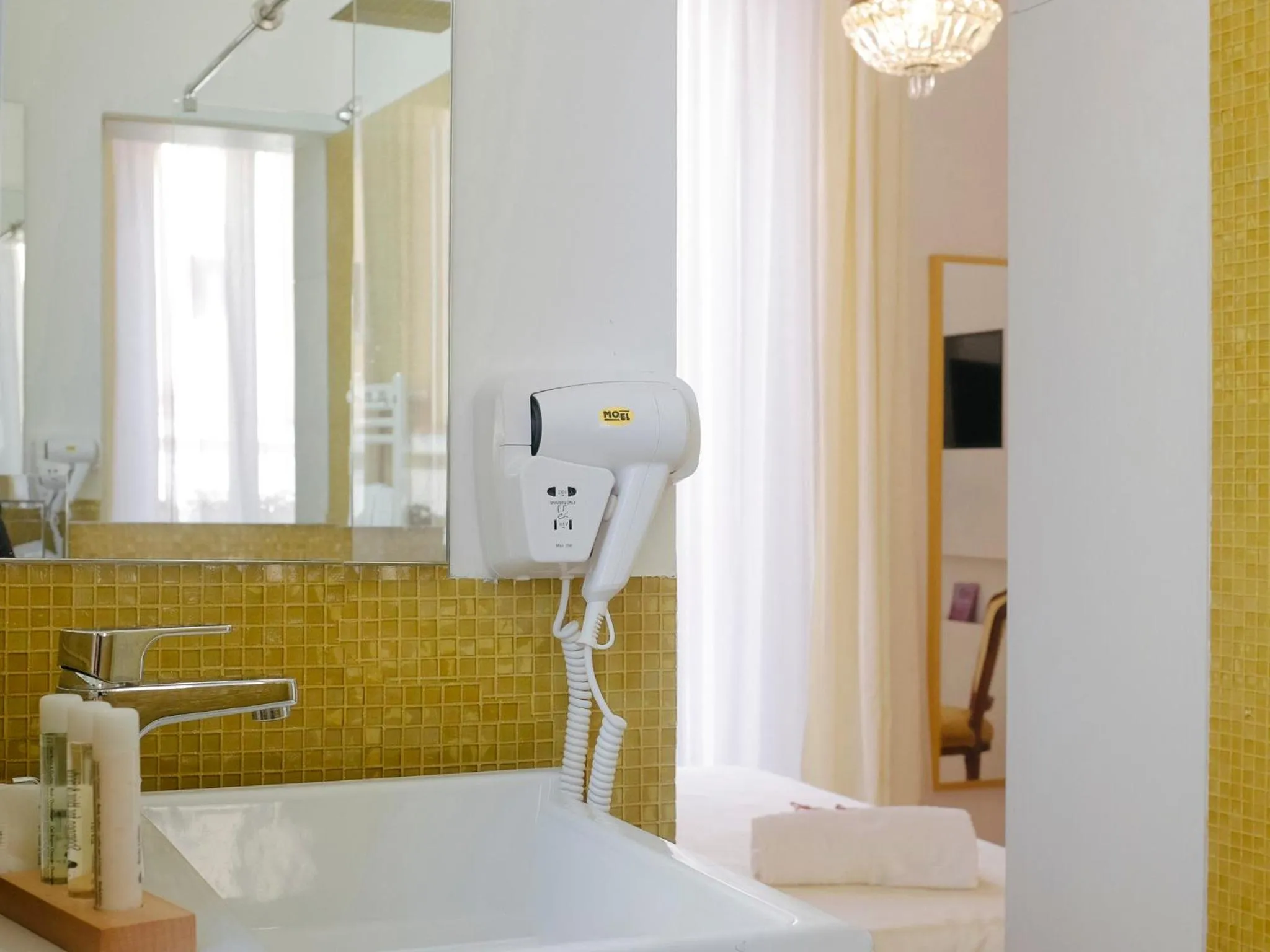 Bathroom in Maison Fleurie