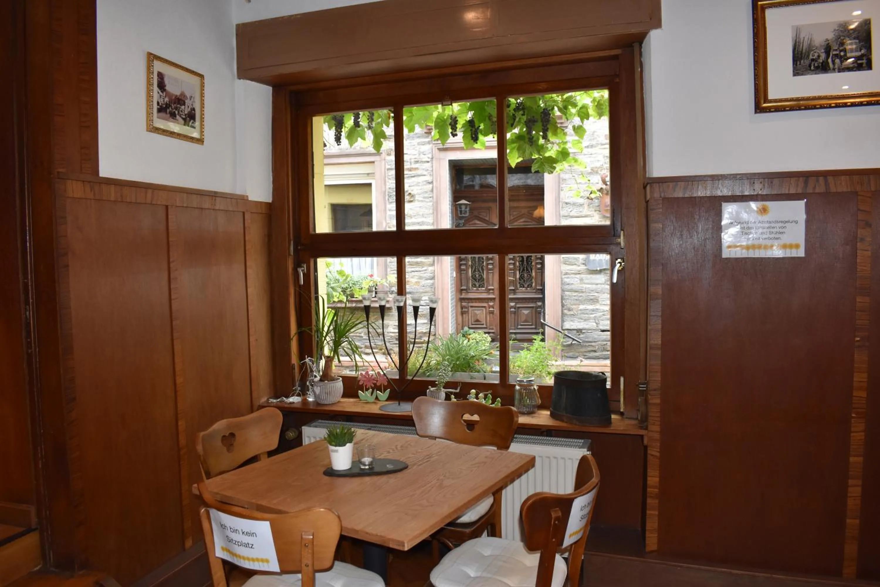 Restaurant/places to eat in Landgasthof Zur Sonne