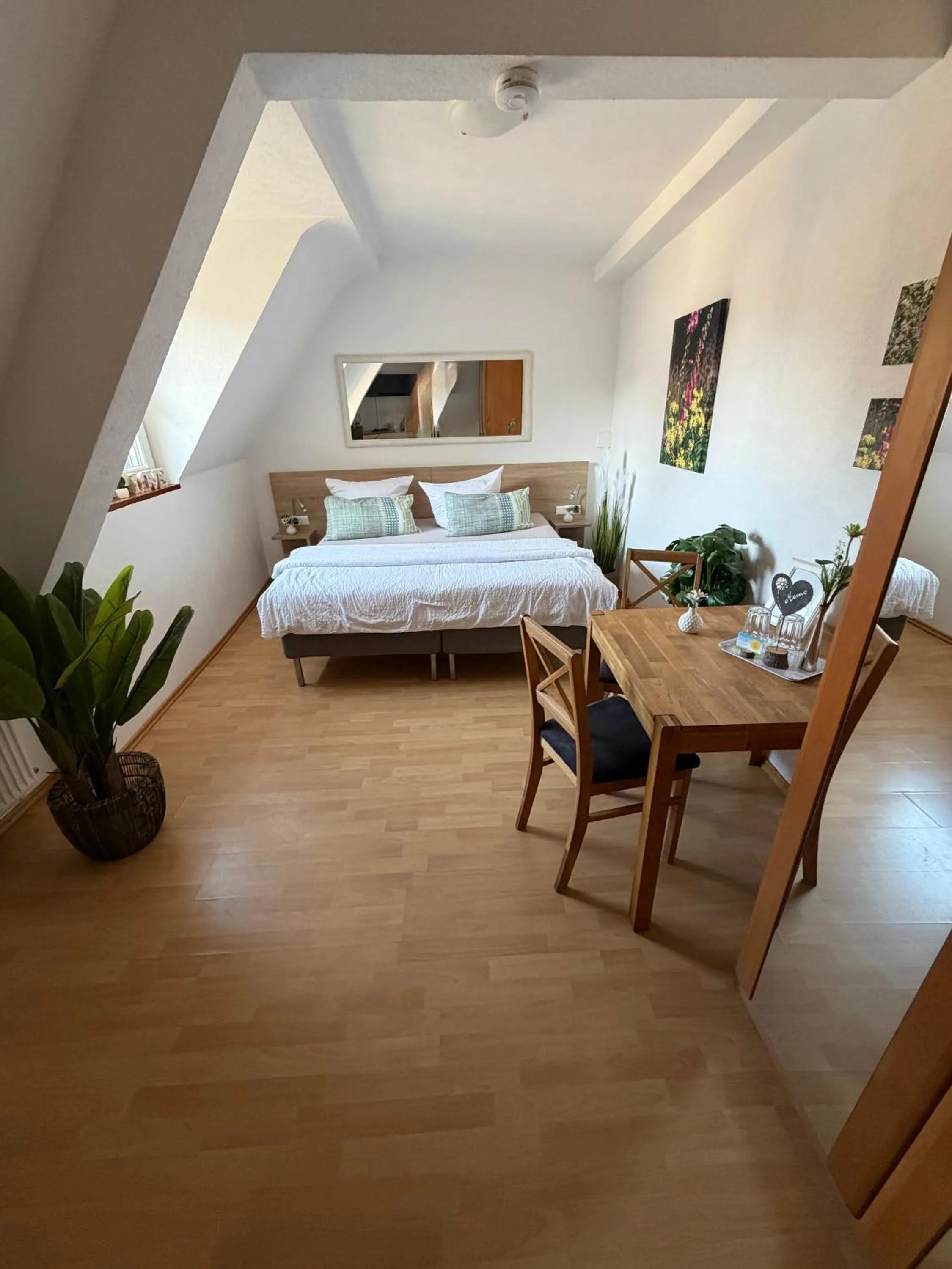 Bed in Landgasthof Zur Sonne