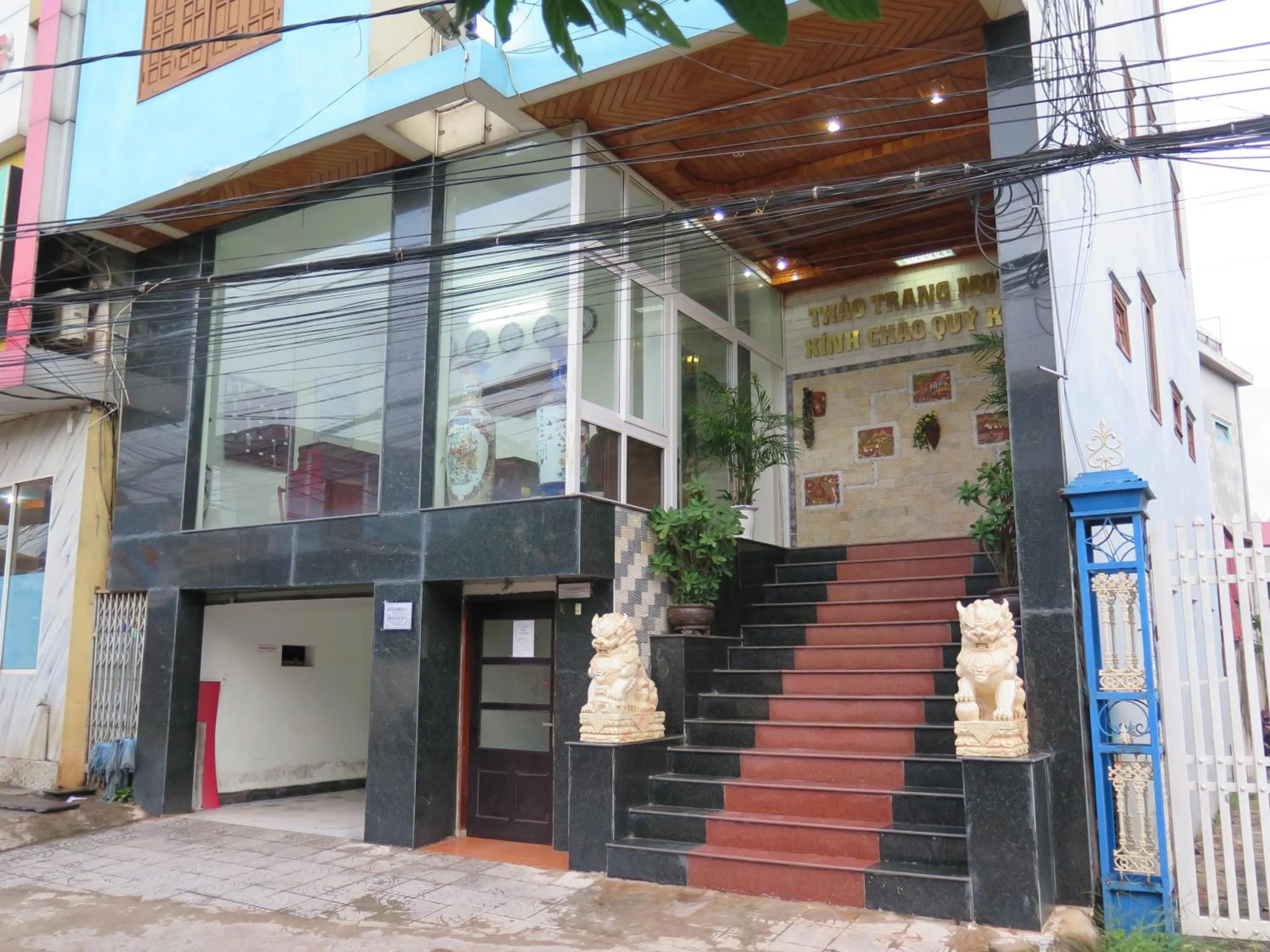 Facade/entrance in Thao Trang Hotel