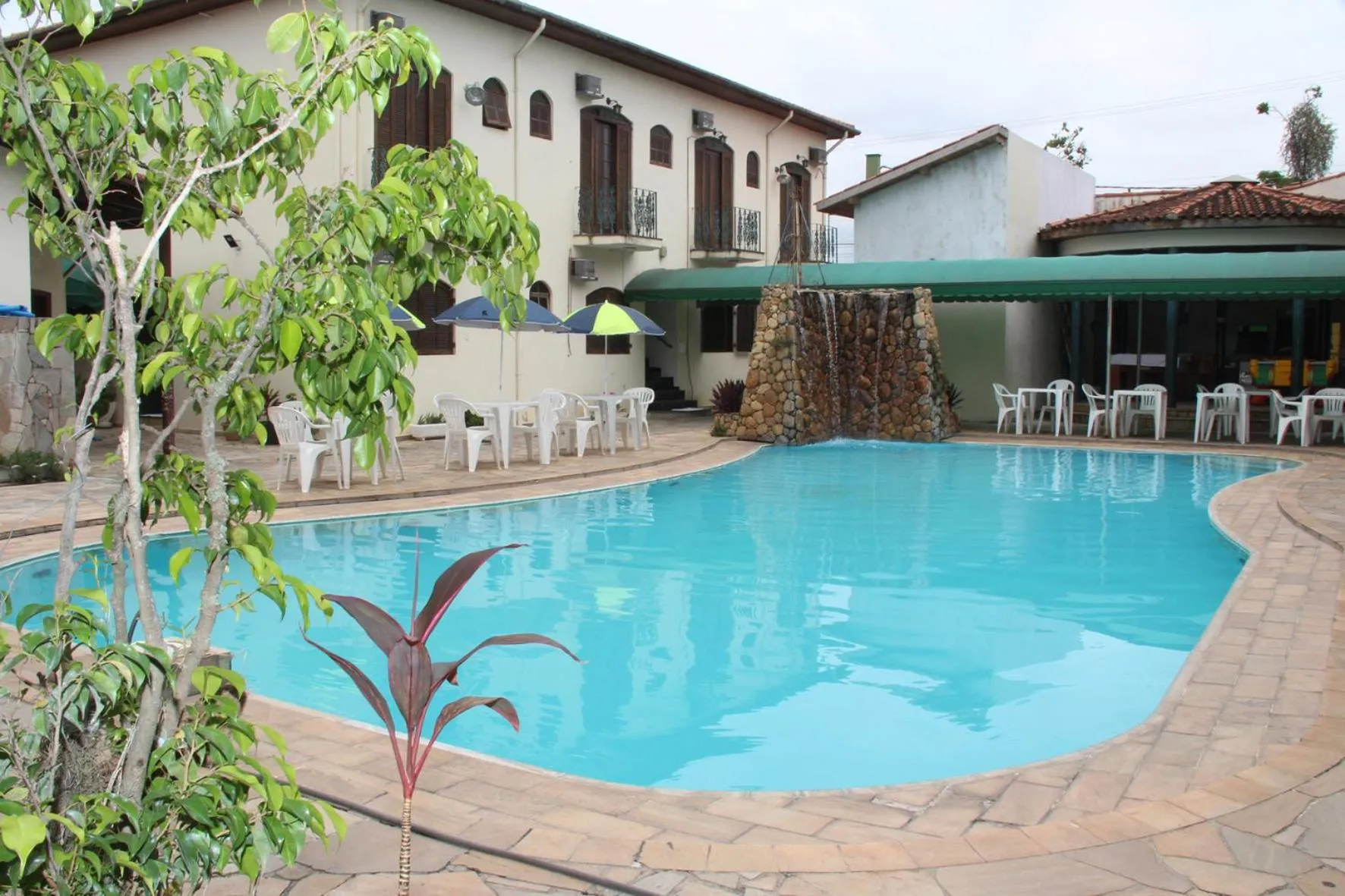 Pool view in Hotel Chalé São Jorge