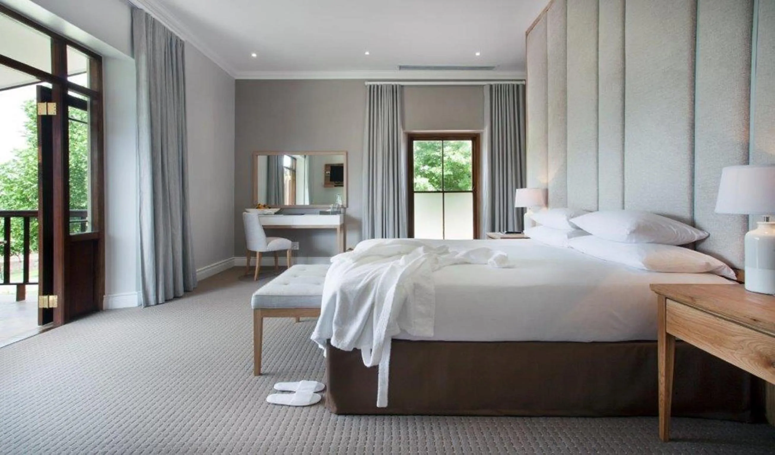 Bed in ASARA Wine Estate & Hotel